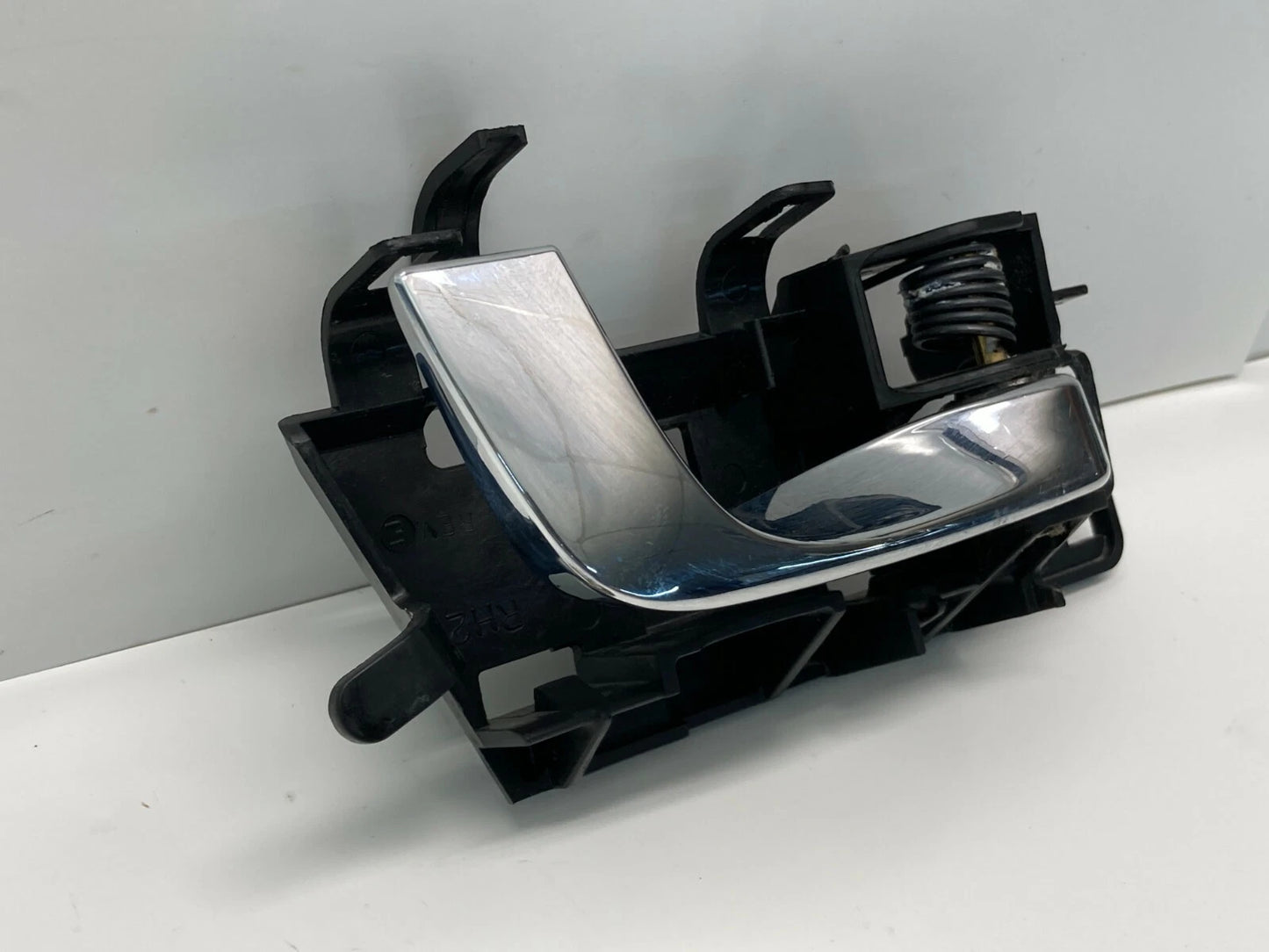 03 04 05 06 07 CADILLAC CTS REAR RIGHT BACK SIDE INNER DOOR HANDLE 257078893 OEM