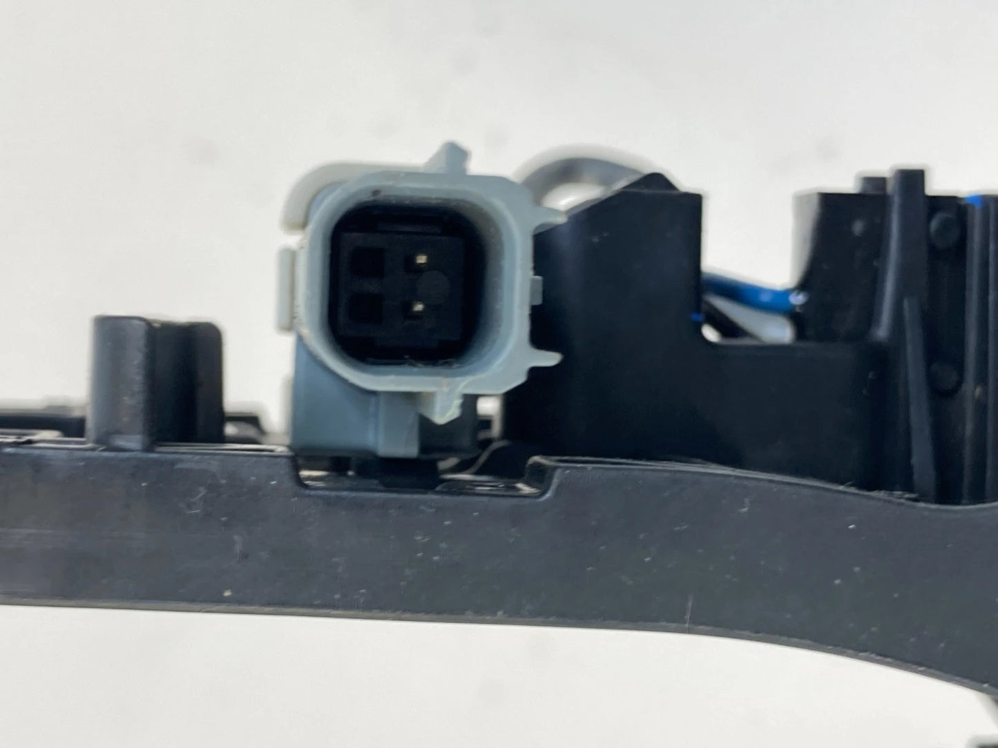 2010-2012 Buick LaCrosse Rear Right Side Exterior Door Handle 9400-2320 OEM