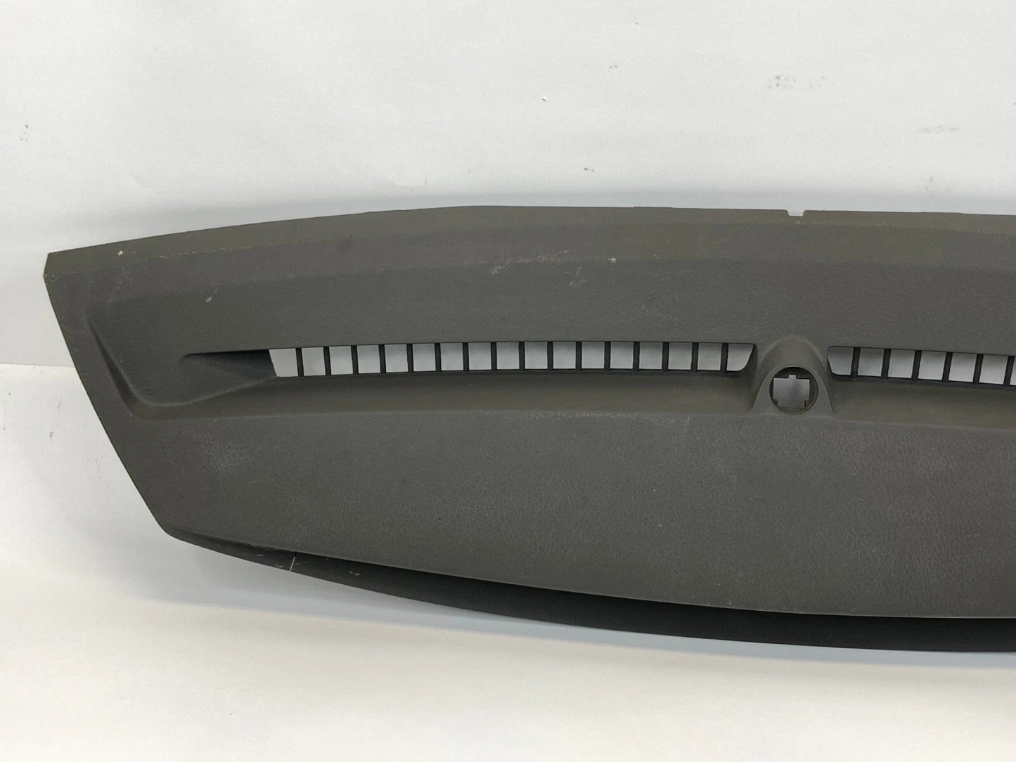 2007-2011 TOYOTA CAMRY UPPER DASH DEFROST VENT WINDSHIELD NOZZLE GARNISH TRIM