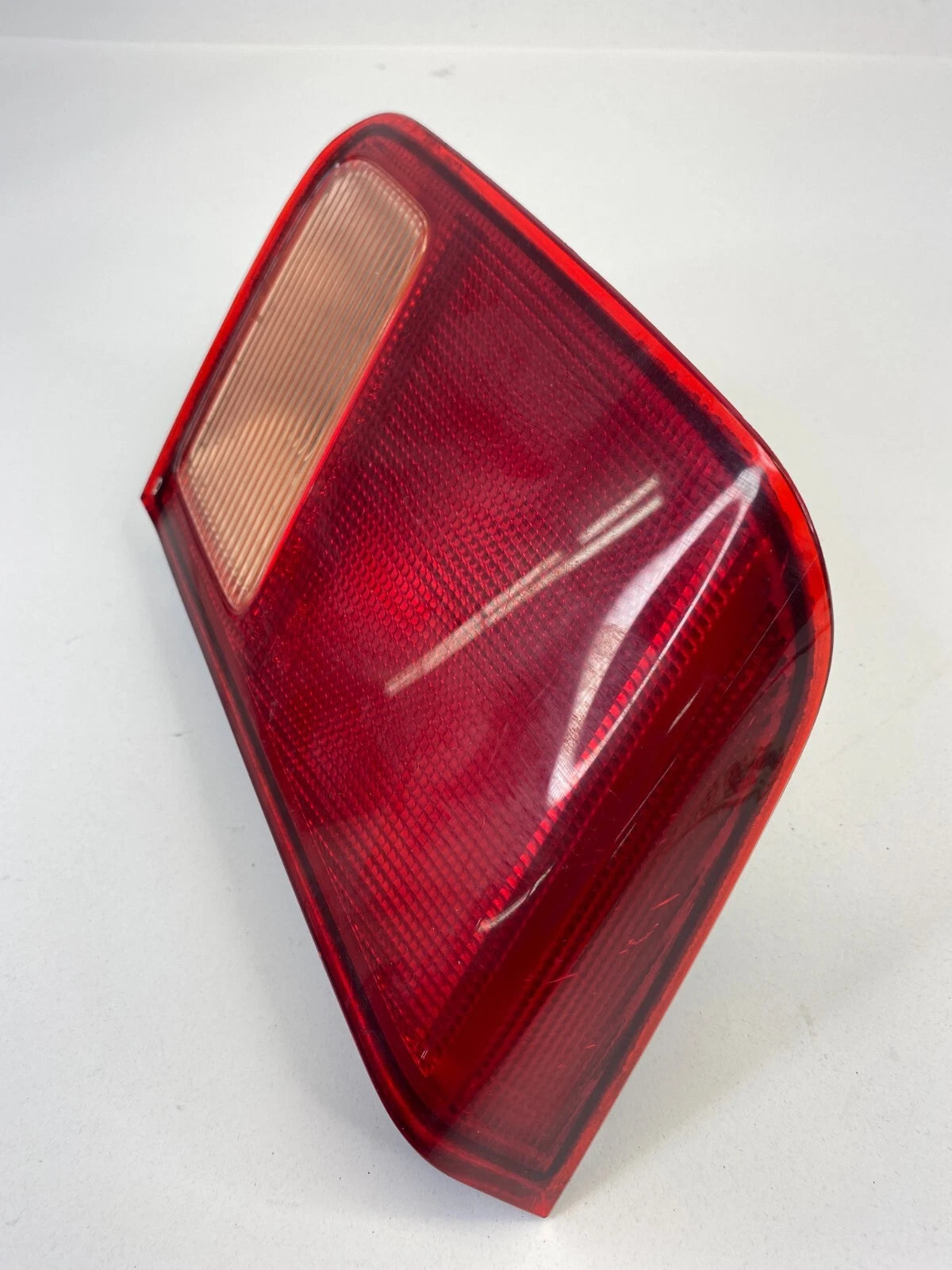 2001-2002 HONDA CIVIC REAR RIGHT PASSENGER SIDE INNER TRUNK LID TAIL LIGHT OEM