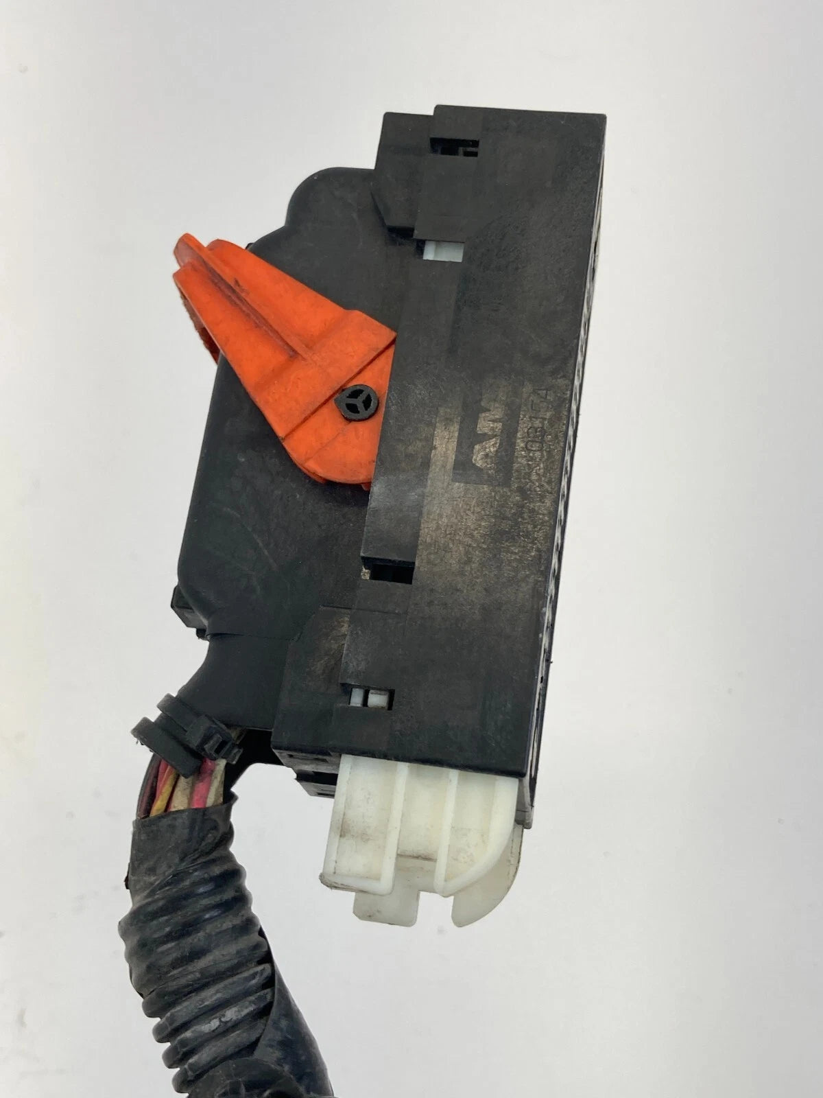 2003 2004 HONDA ACCORD A/T 3.0L ABS ANTI LOCK BRAKE MODULE CONNECTOR PLUG SOCKET