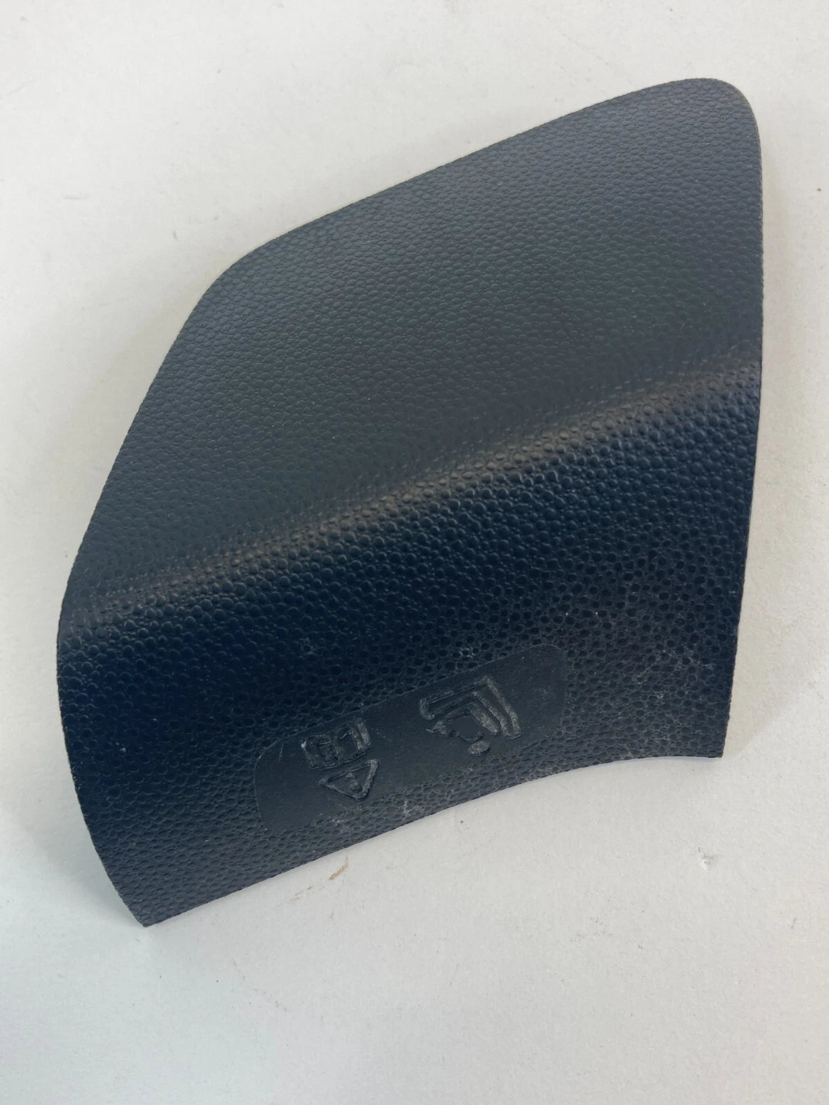 2004-2009 MAZDA 3 MAZDA3 SEDAN DECK SEAT CHILD SAFETY ANCHOR HOOK COVER BN8P5704