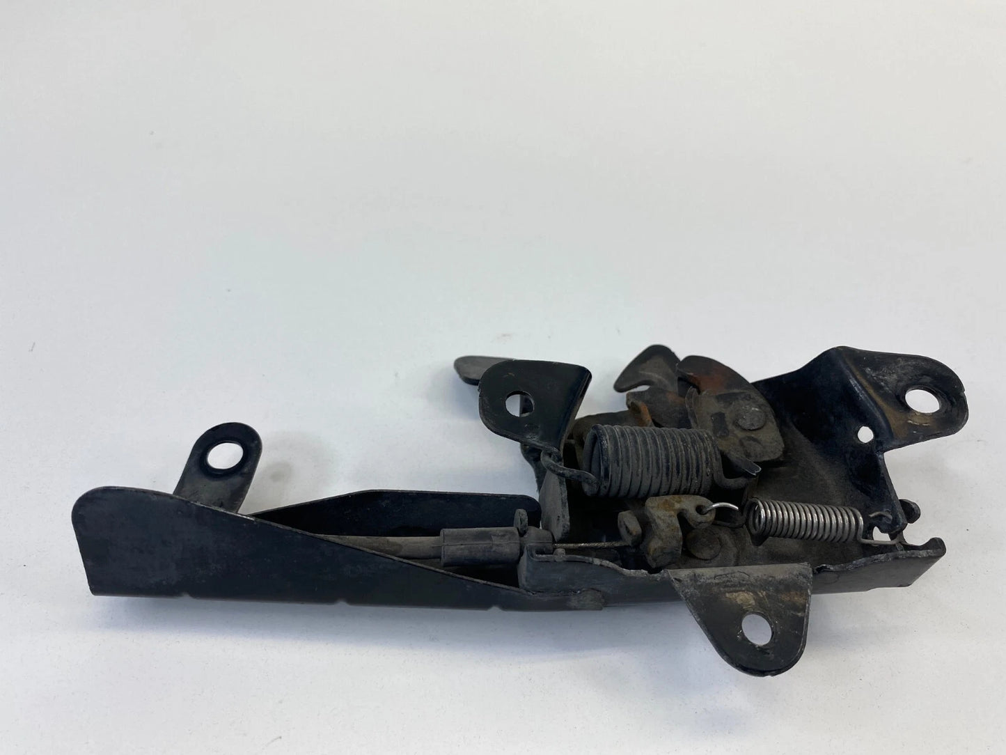 10 11 12 13 KIA FORTE SEDAN FRONT HOOD LOCK LATCH RELEASE ASSEMBLY OEM