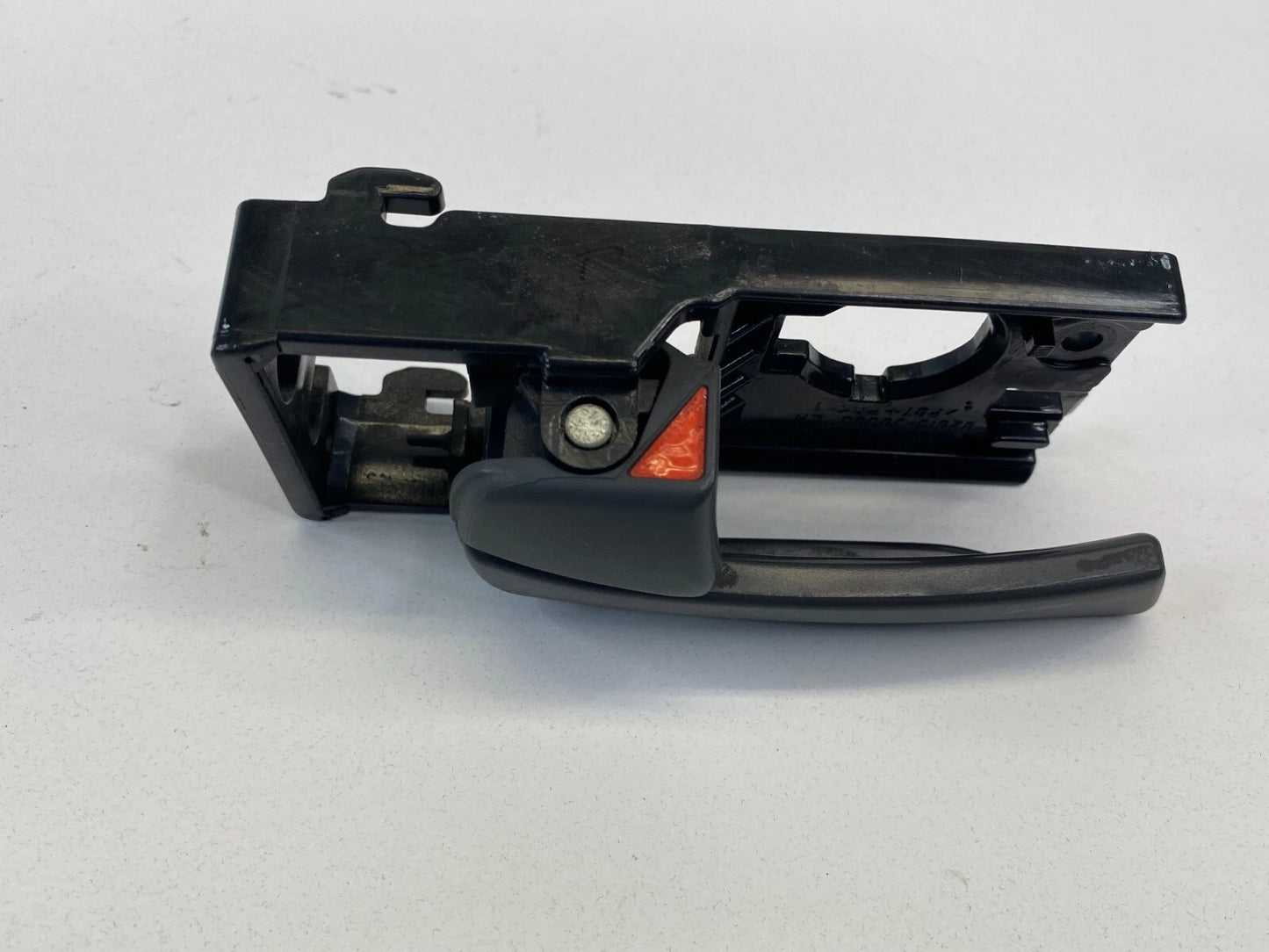 2006-2011 KIA RIO5 RIO FRONT LEFT DRIVER INTERIOR DOOR HANDLE OEM 82613-JB000