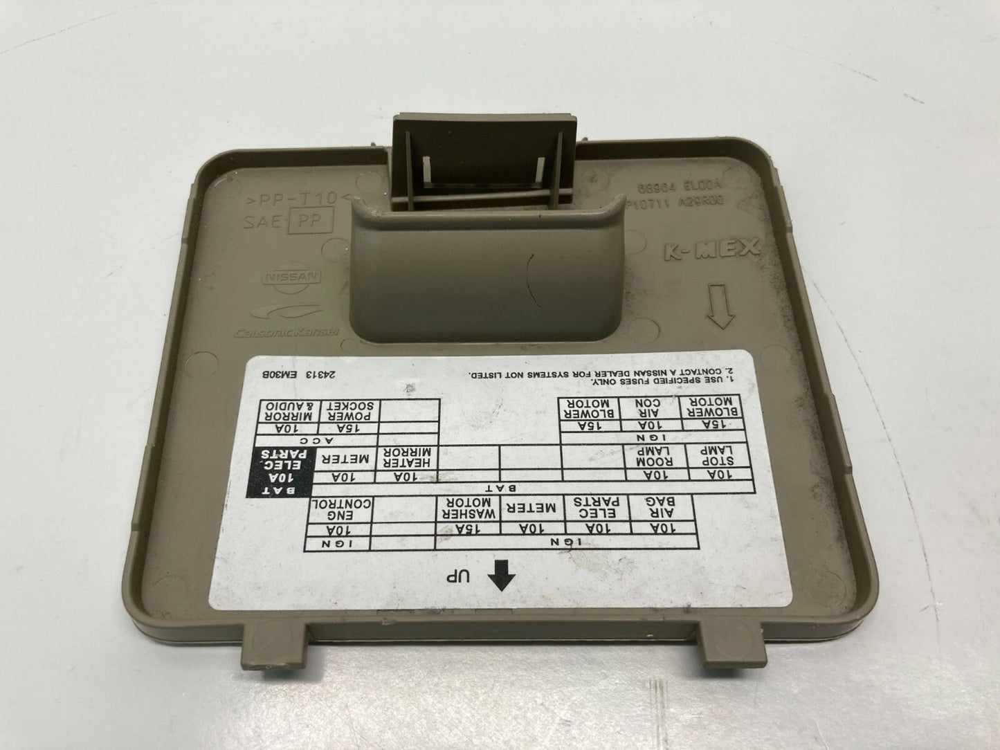 2007-2012 NISSAN VERSA FUSE BOX DOOR PANEL COVER TRIM 68964-EL00A OEM