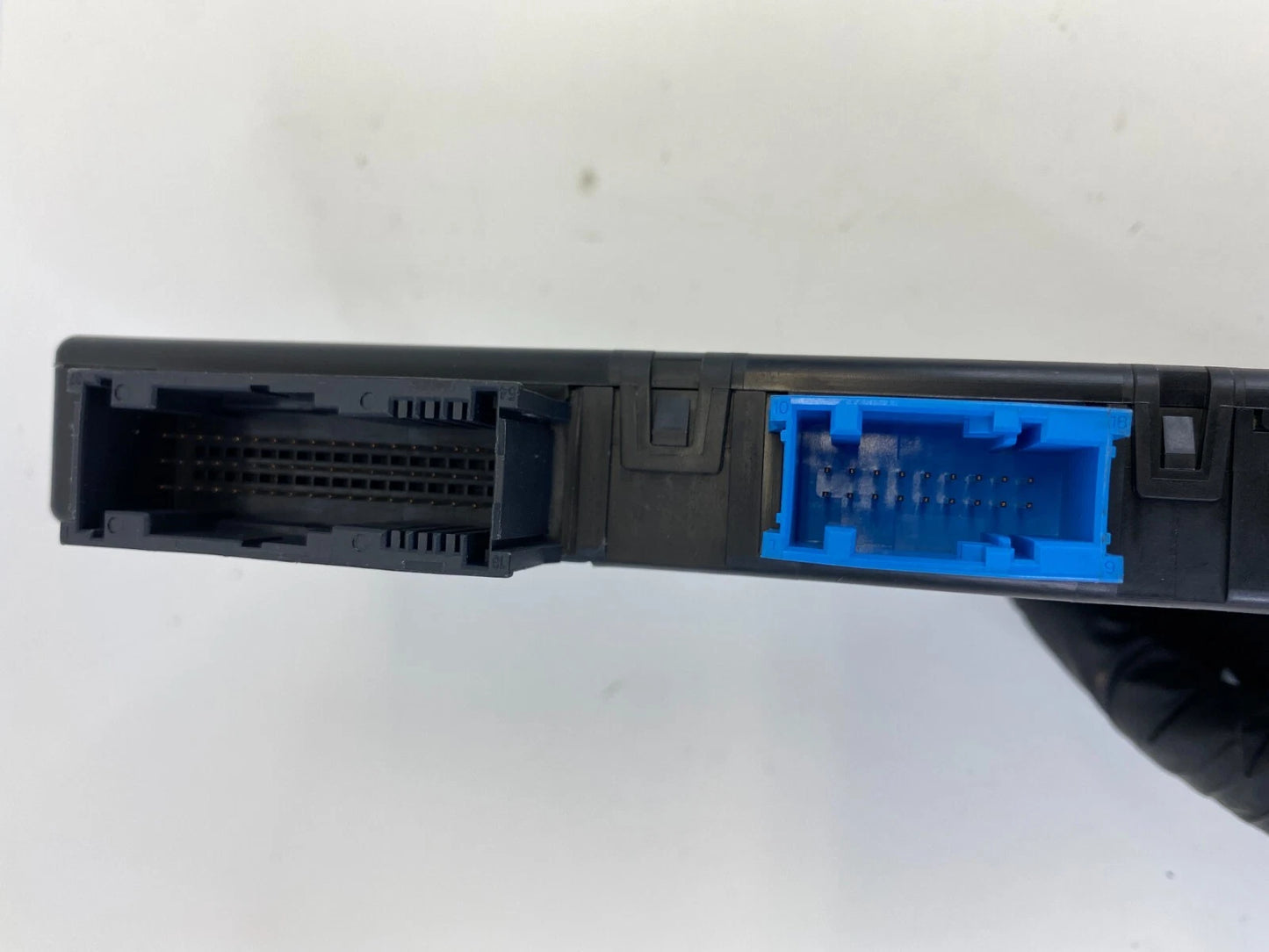 2011-2017 BMW X3 CENTRAL GATEWAY CONTROL MODULE UNIT ZGW-02 4SK OEM 9354758