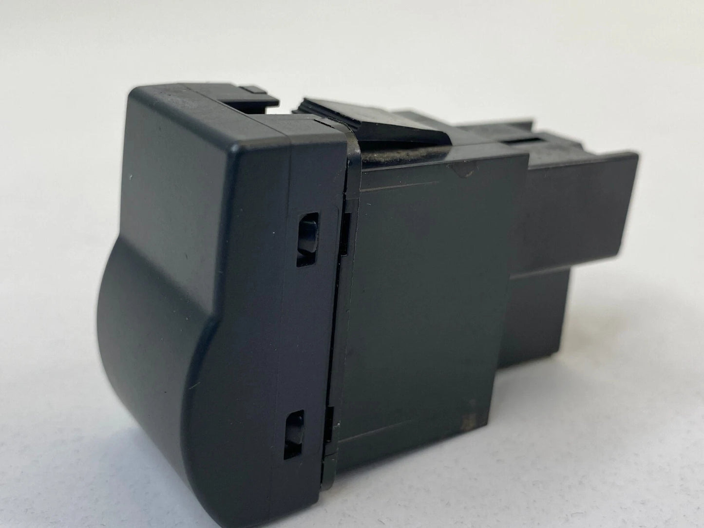 2004-2009 MAZDA 3 MAZDA3 DASH BLANK COVER HOLE SWITCH BUTTON BP4K55225 OEM