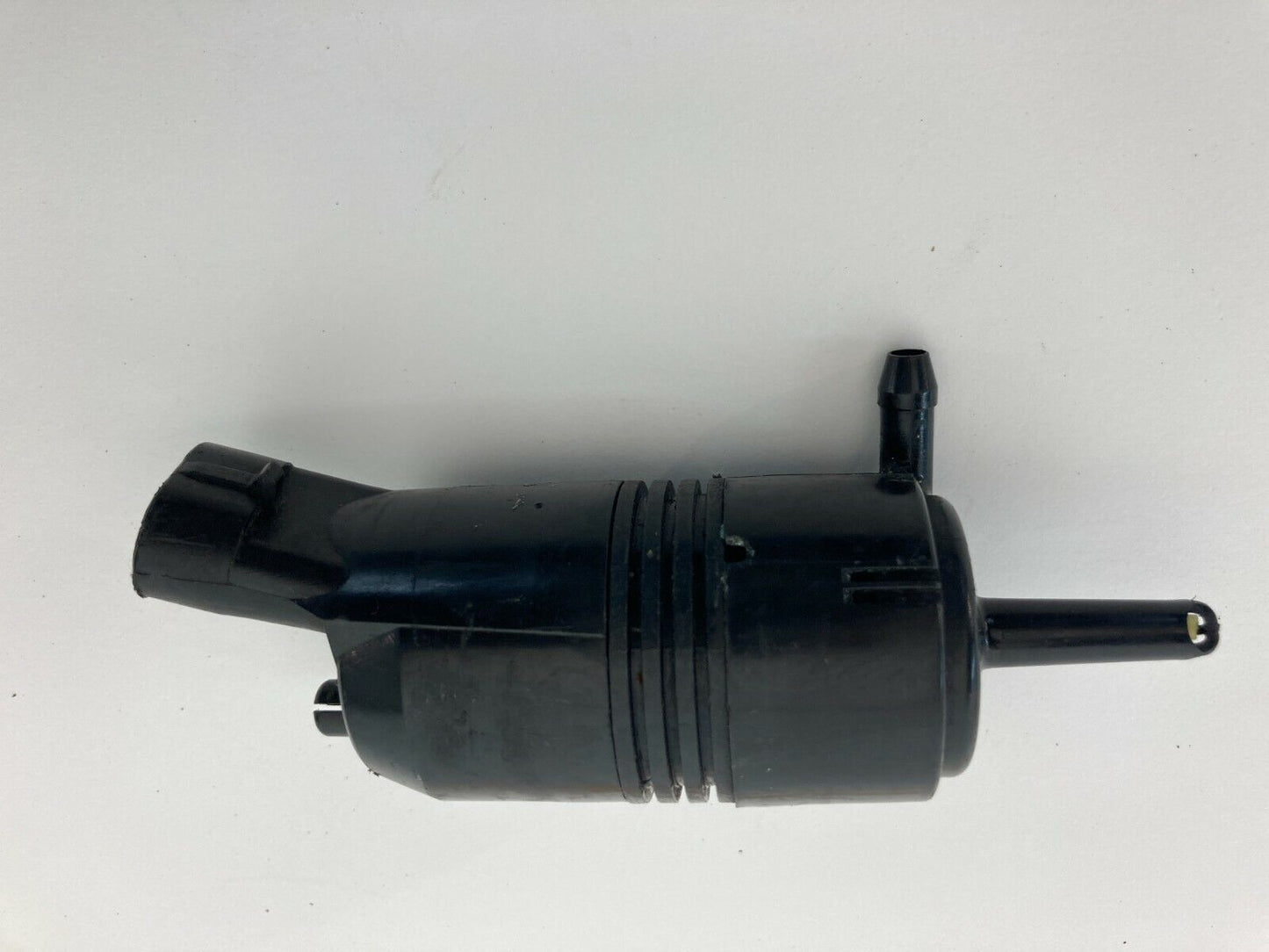 95 96 97 98 99 00 01 Chevrolet Lumina Windshield Washer Pump OEM