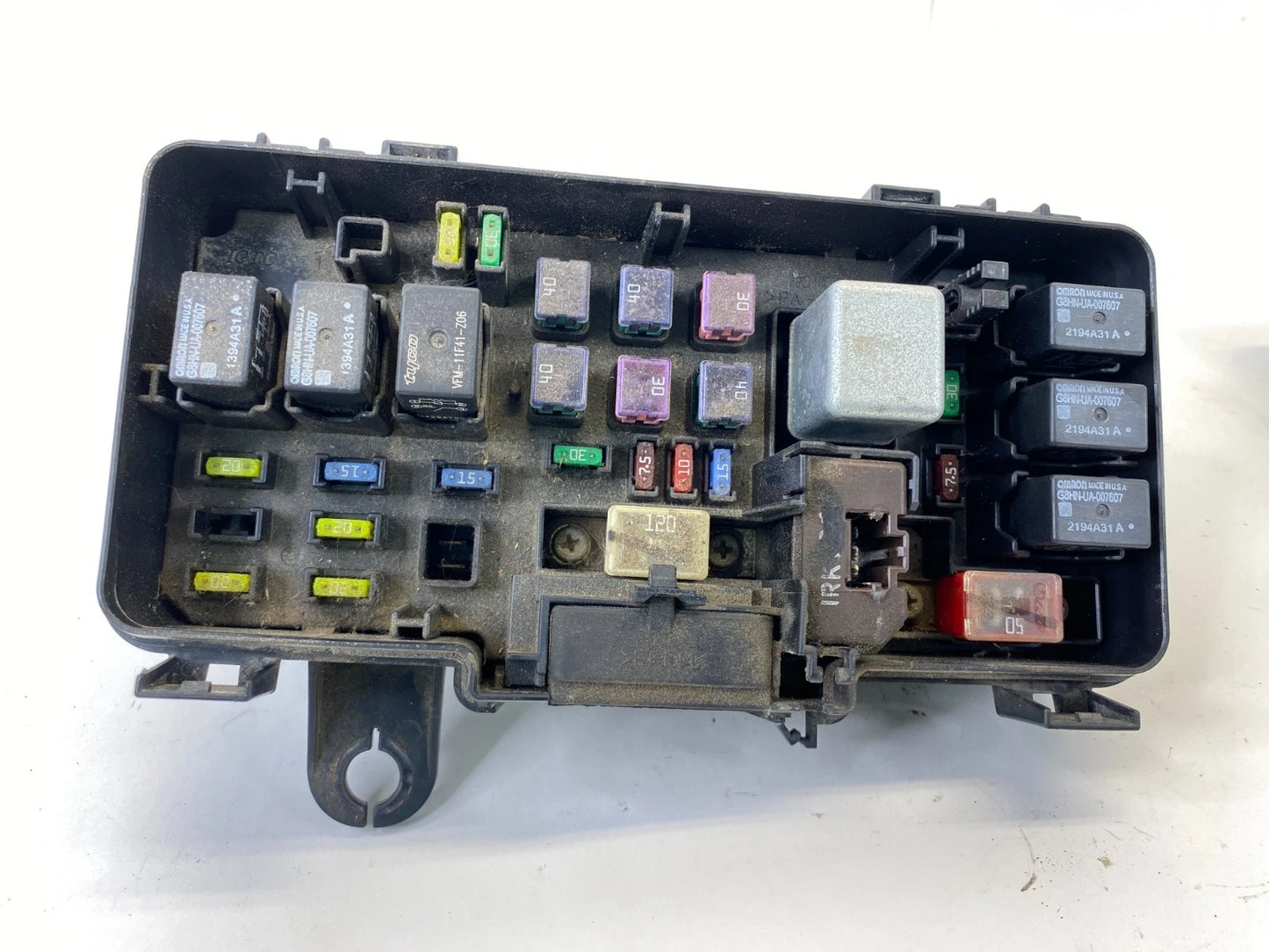 2005-2008 HONDA PILOT EX 3.5L ENGINE FUSE RELAY BOX BLOCK W/ COVER S9V-A3 OEM