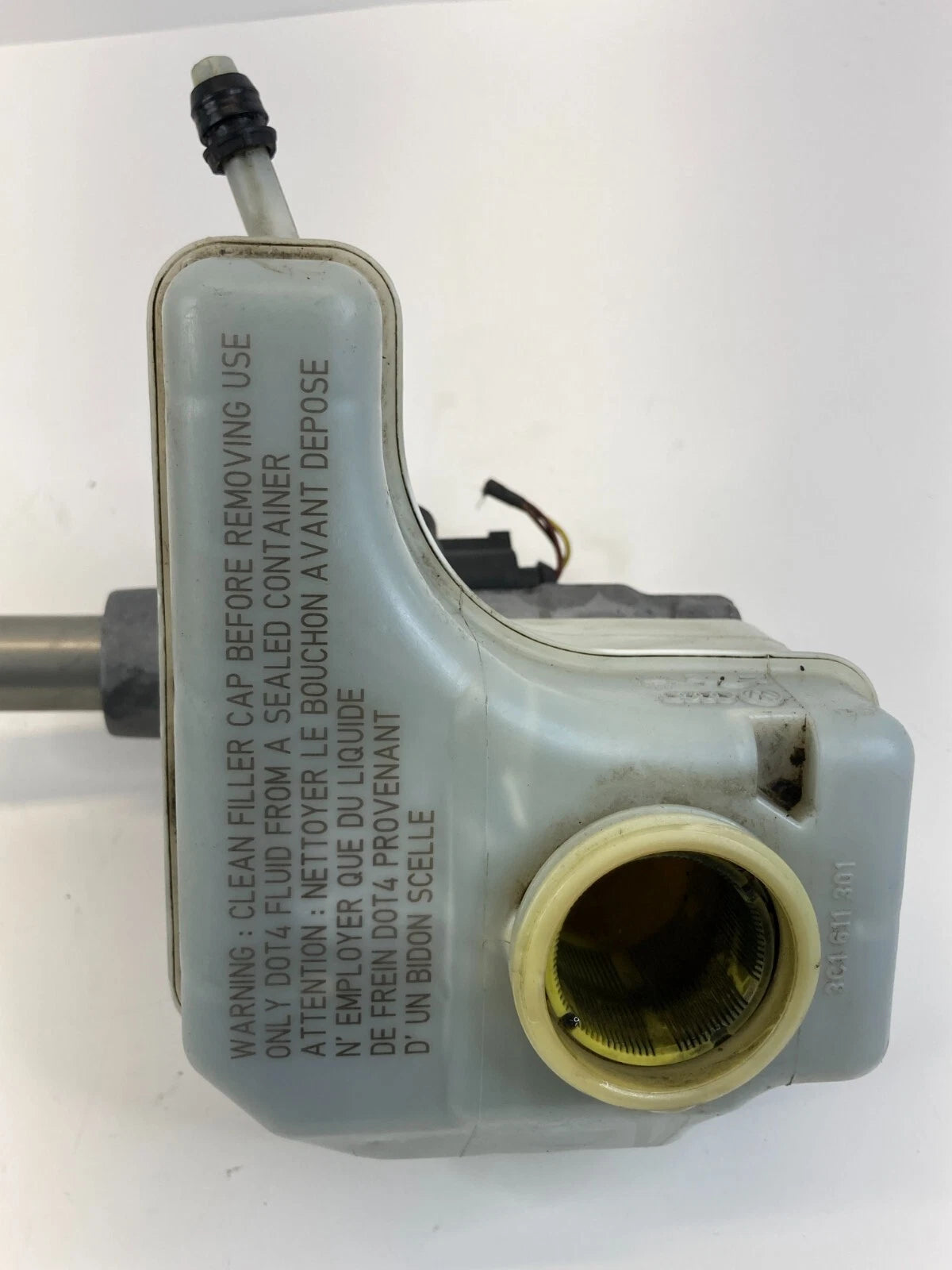 2009-2017 VOLKSWAGEN CC BRAKE MASTER CYLINDER W/ RESERVOIR BOTTLE TANK 3C1611301