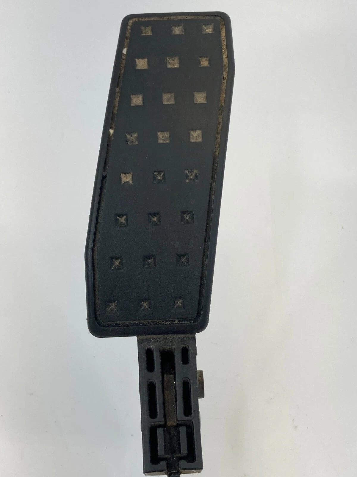 2004-2009 CADILLAC SRX 3.6L AT ACCELERATOR GAS PEDAL SENSOR 16973395 OEM