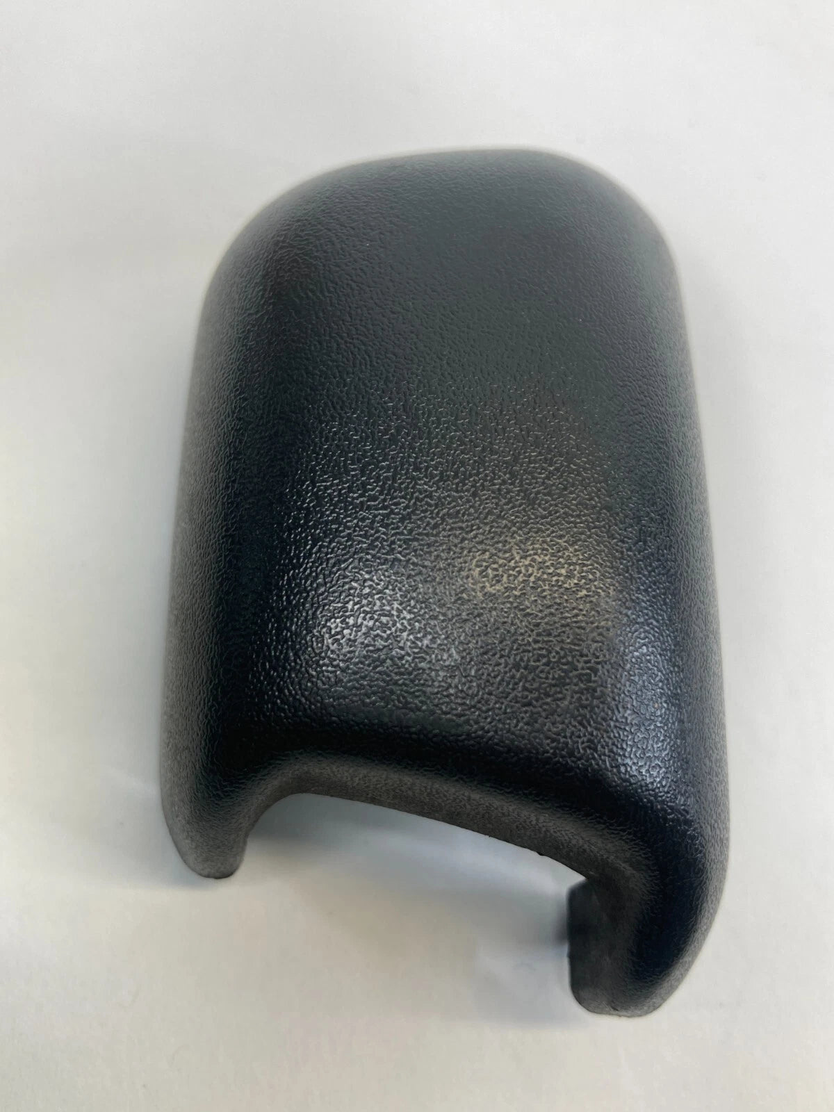 2007-2011 CHEVROLET AVEO5 FRONT RIGHT SIDE SEAT BELT GUIDE TRIM UPPER COVER OEM