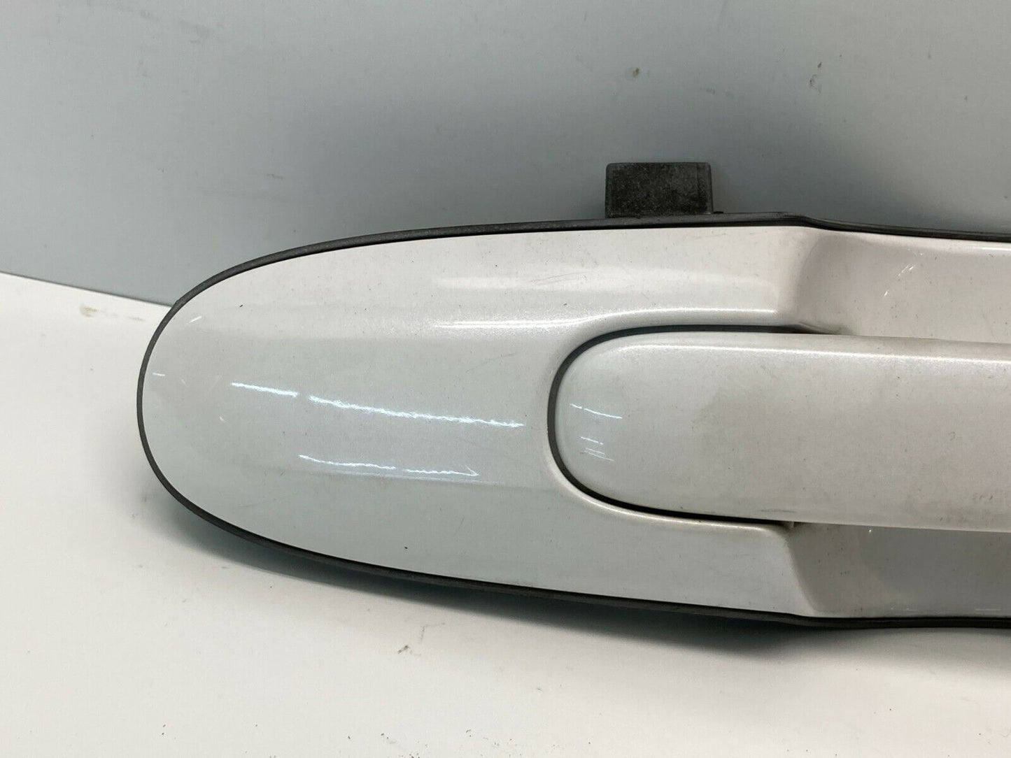 2000-2006 Mazda MPV Front Right Passenger Door Exterior Door Handle Assembly OEM