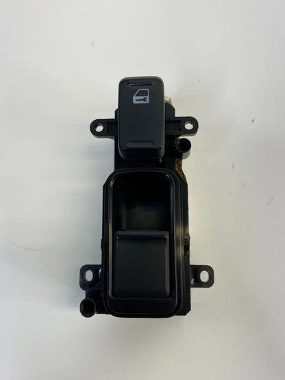 2005-2010 HONDA ODYSSEY FRONT RIGHT WINDOW CONTROL BUTTON SWITCH 83540SHJ-A013M1