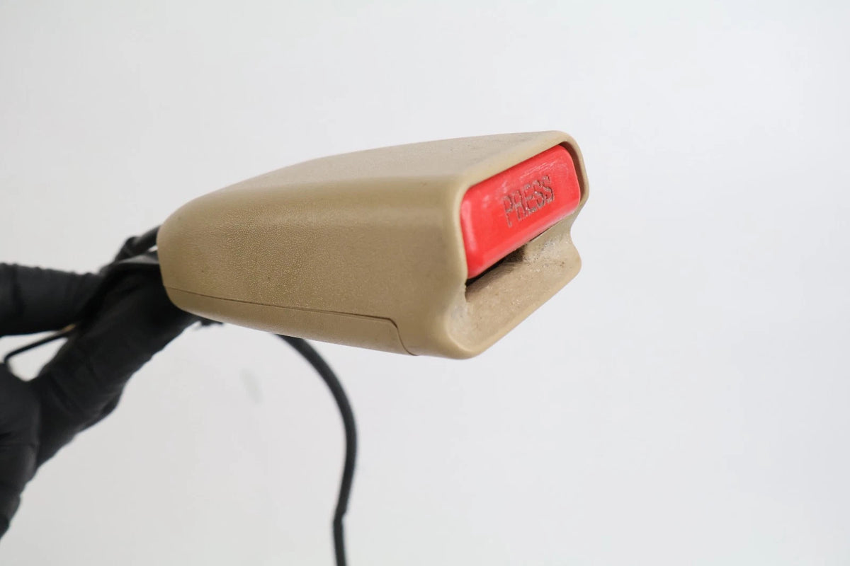 2008-2012 HONDA ACCORD SEDAN FRONT LEFT DRIVER SIDE SEAT BELT BUCKLE