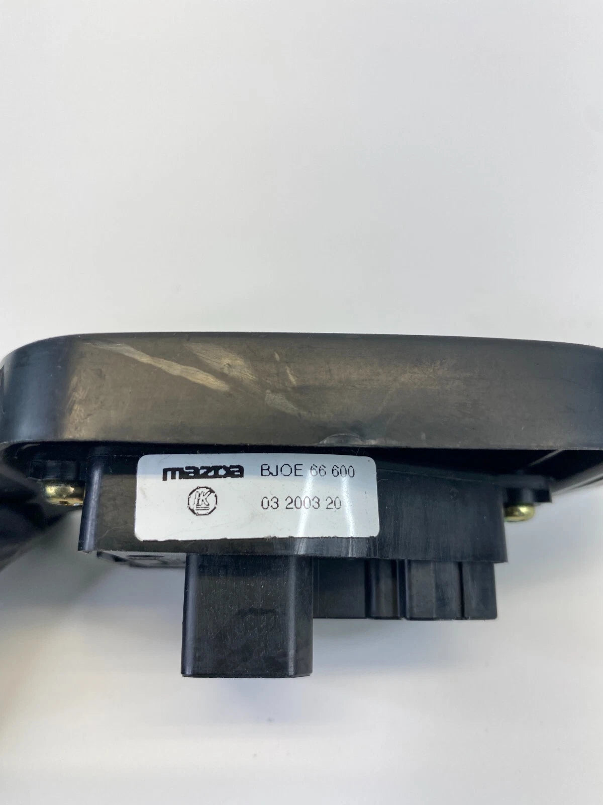 2000 2001 MAZDA MPV SIDE VIEW POWER DOOR MIRROR CONTROL SWITCH BJOE-66-600 OEM