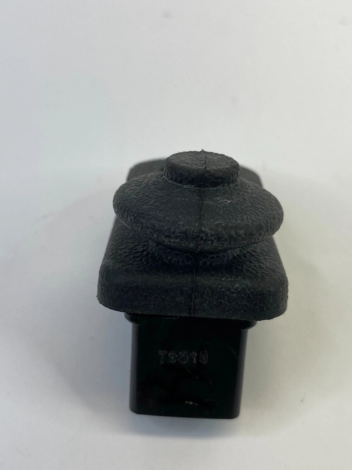 2003-2008 INFINITI G35 SEDAN REAR LEFT DOOR AJAR JAMB LIGHT LAMP SWITCH BUTTON