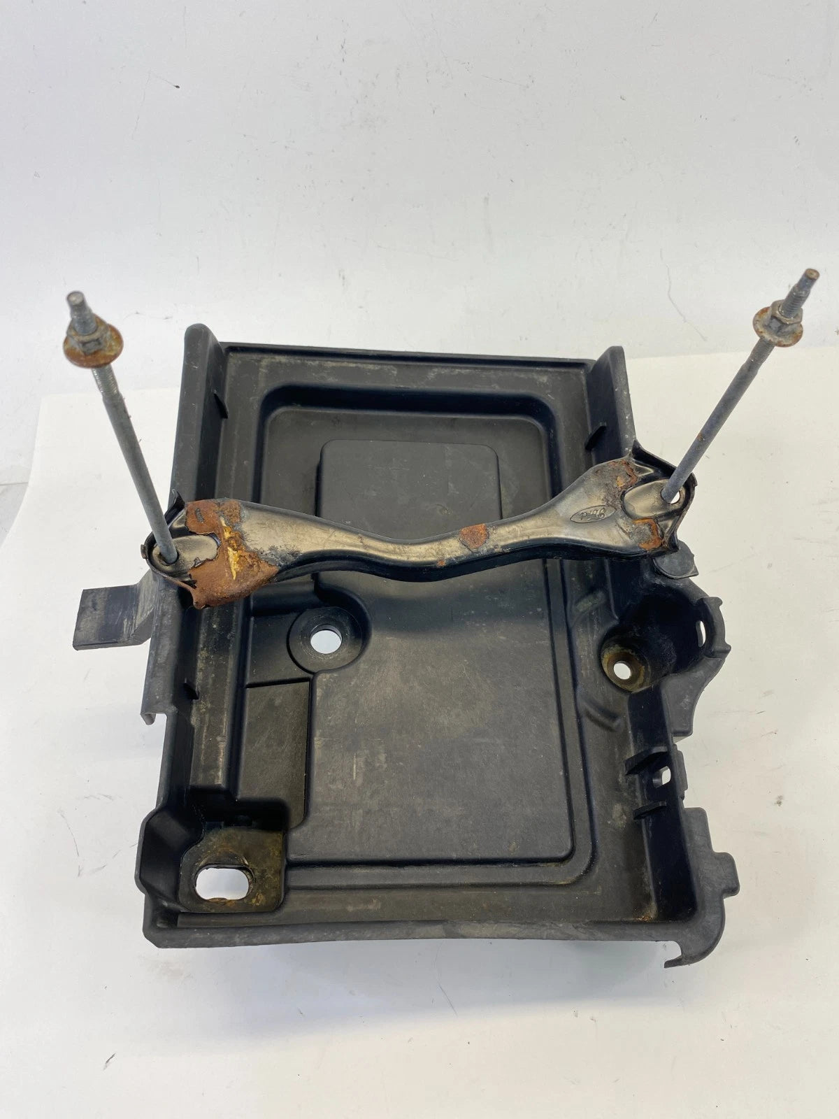 13-19 FORD EXPLORER INTERCEPTOR UTILITY BATTERY HOLDER TRAY AG13-10723-AF OEM