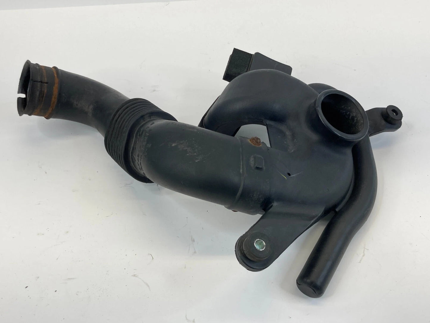 2004-2009 TOYOTA PRIUS 1.5L ENGINE AIR INTAKE FLOW TUBE HOSE 17751-21120 OEM