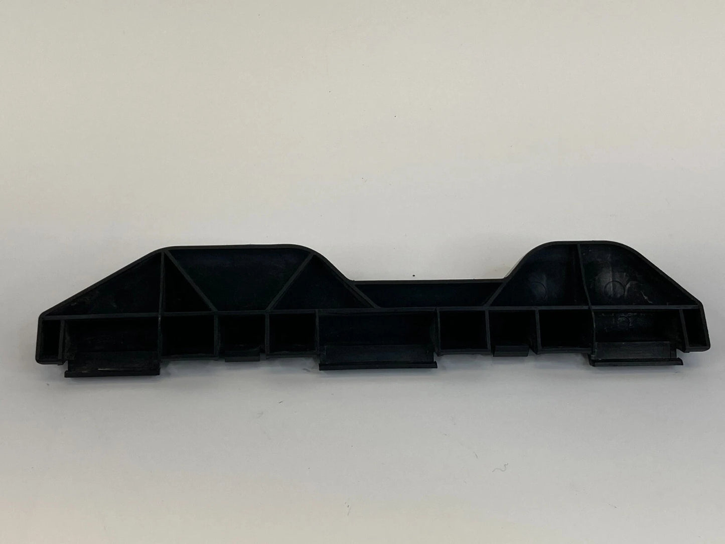 2003-2008 TOYOTA COROLLA REAR RIGHT SIDE BUMPER BRACKET SUPPORT 52155-02070 OEM