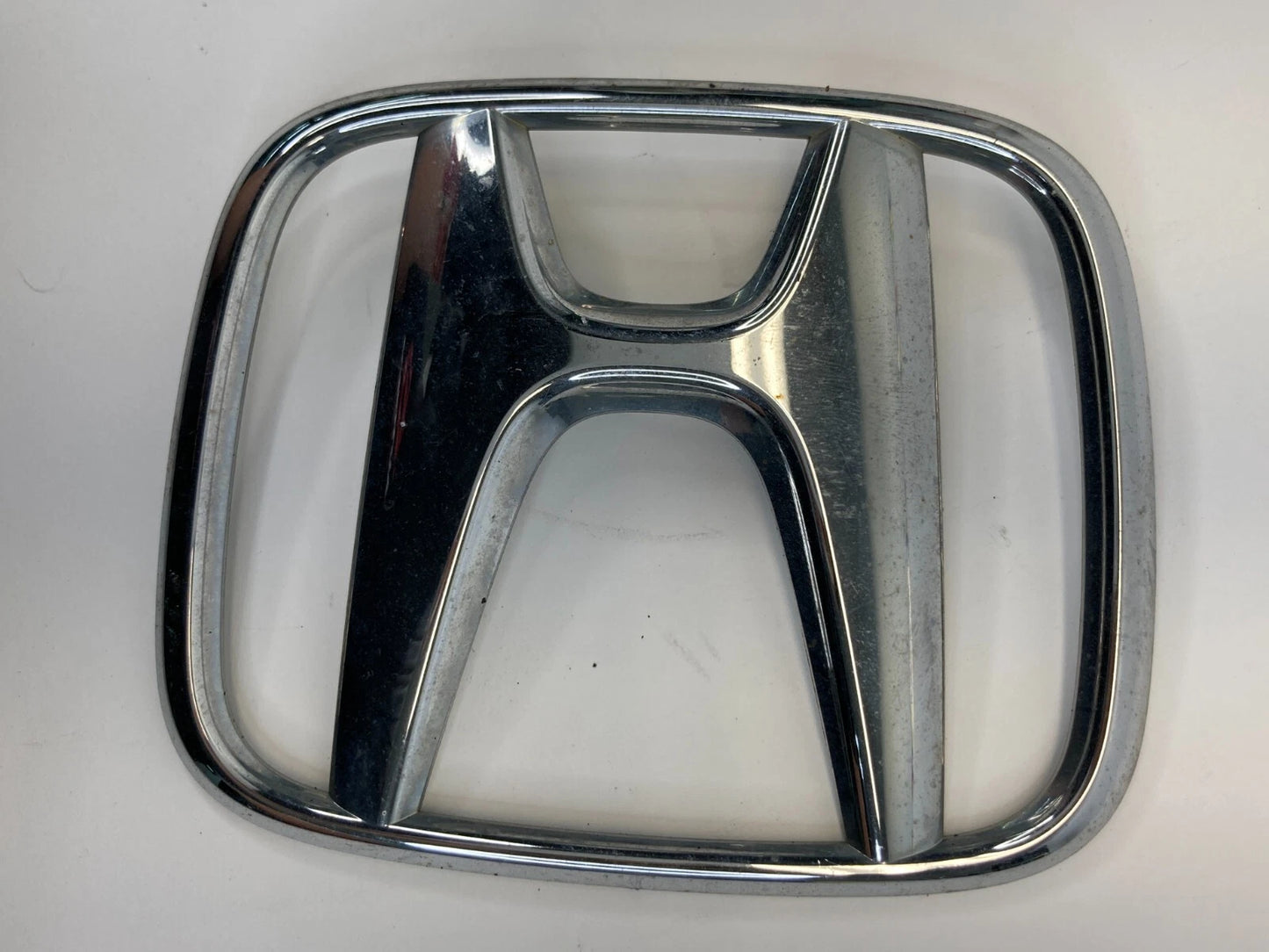 11-16 HONDA CR-Z REAR TAILGATE LIFTGATE EMBLEM LOGO BADGE SYMBOL 75701-SZT-G010