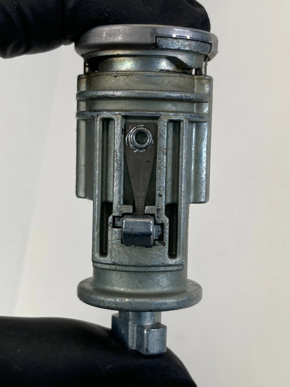 2002-2005 DODGE RAM 1500 IGNITION SWITCH LOCK CYLINDER & KEY OEM