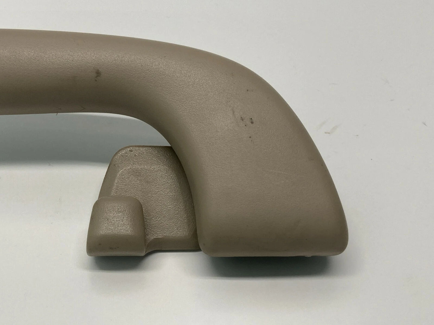 2003 04 05 2006 MAZDA 6 MAZDA6 REAR RIGHT PASSENGER SIDE ROOF GRAB HANDLE OEM