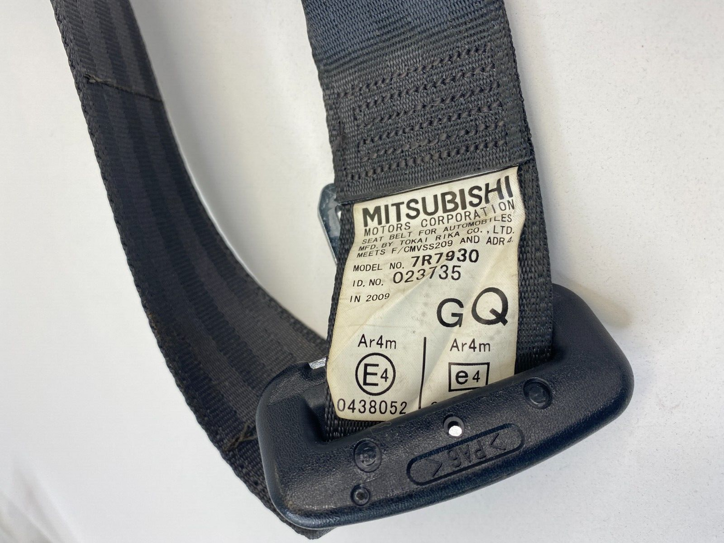 2010-2012 Mitsubishi Lancer Rear Right Seat Belt Seatbelt Retractor C085407 OEM