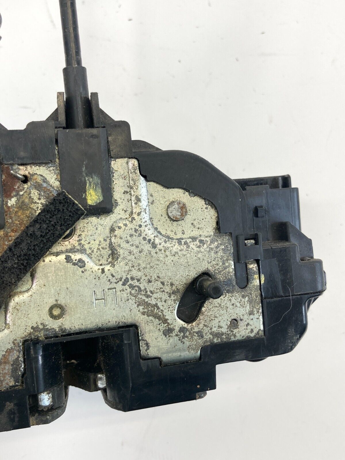 07 08 09 Hyundai Santa Fe Rear Left Back Side Door Lock Latch Actuator C60756A