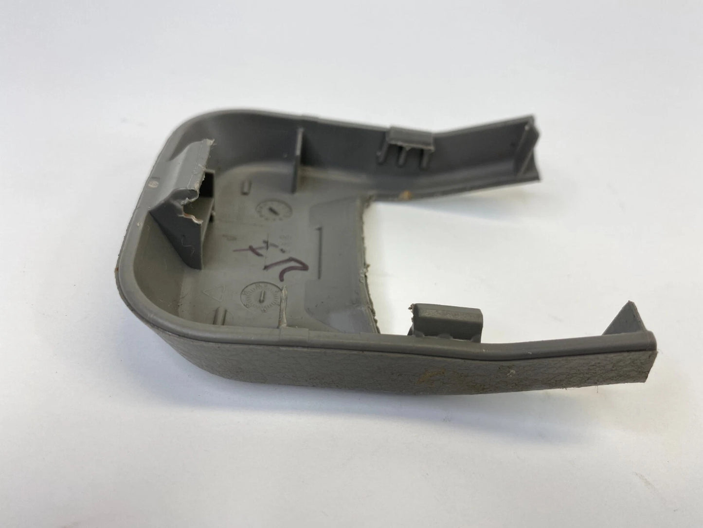 2007-2012 NISSAN ALTIMA RIGHT SIDE SEAT TRACK END COVER CAP TRIM BEZEL OEM