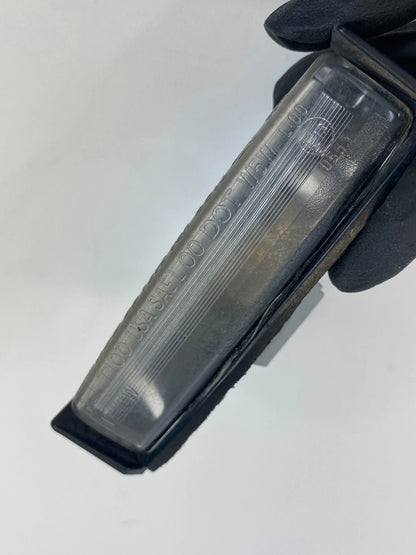 2002-2011 TOYOTA CAMRY 04-10 SIENNA TRUNK LID LICENSE PLATE LIGHT E13-0553 OEM