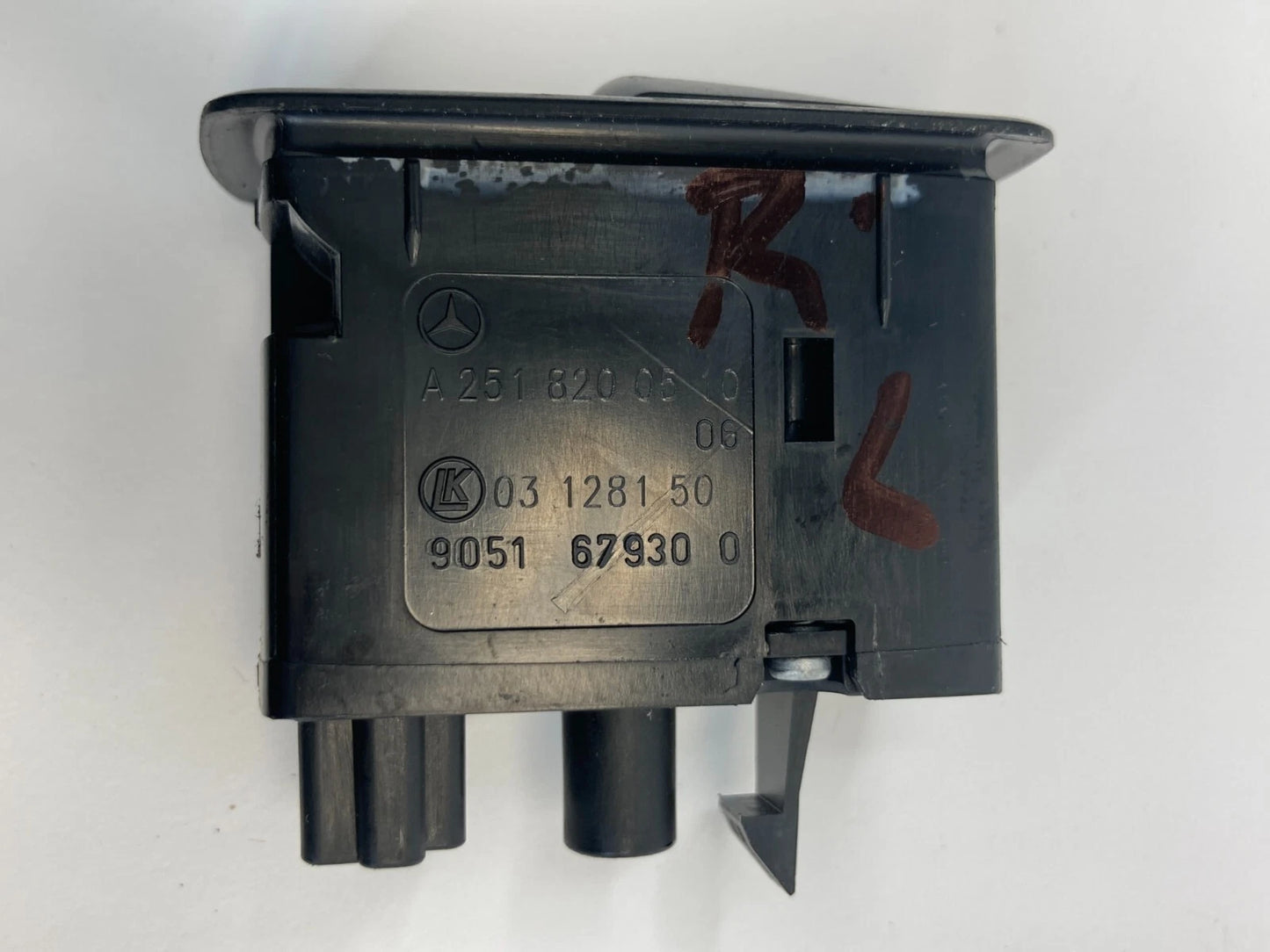 2006-2011 MERCEDES-BENZ ML350 REAR LEFT BACK DOOR WINDOW SWITCH 2518200510