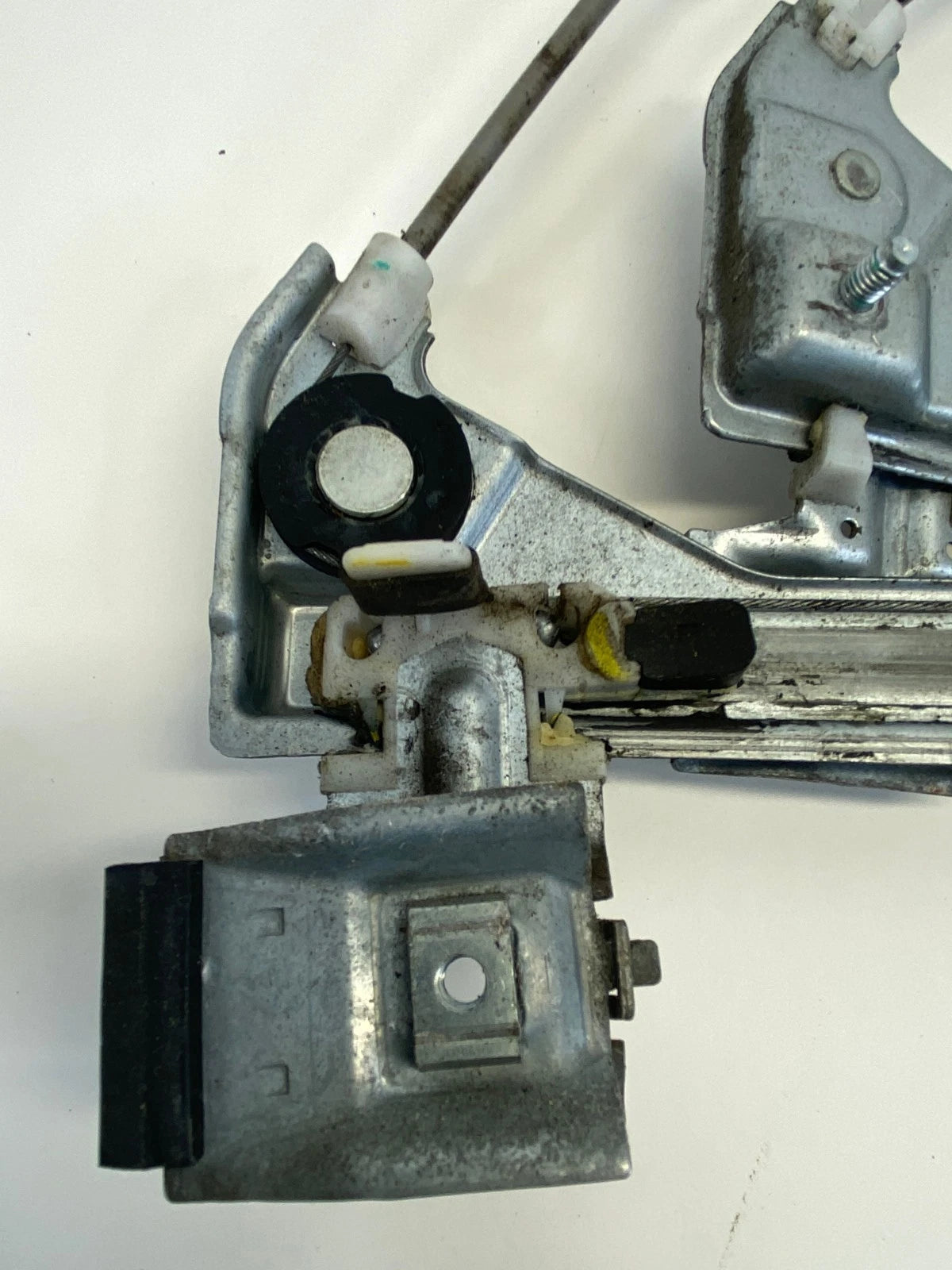 2006-2011 CHEVROLET HHR FRONT RIGHT SIDE POWER WINDOW REGULATOR WITH MOTOR OEM