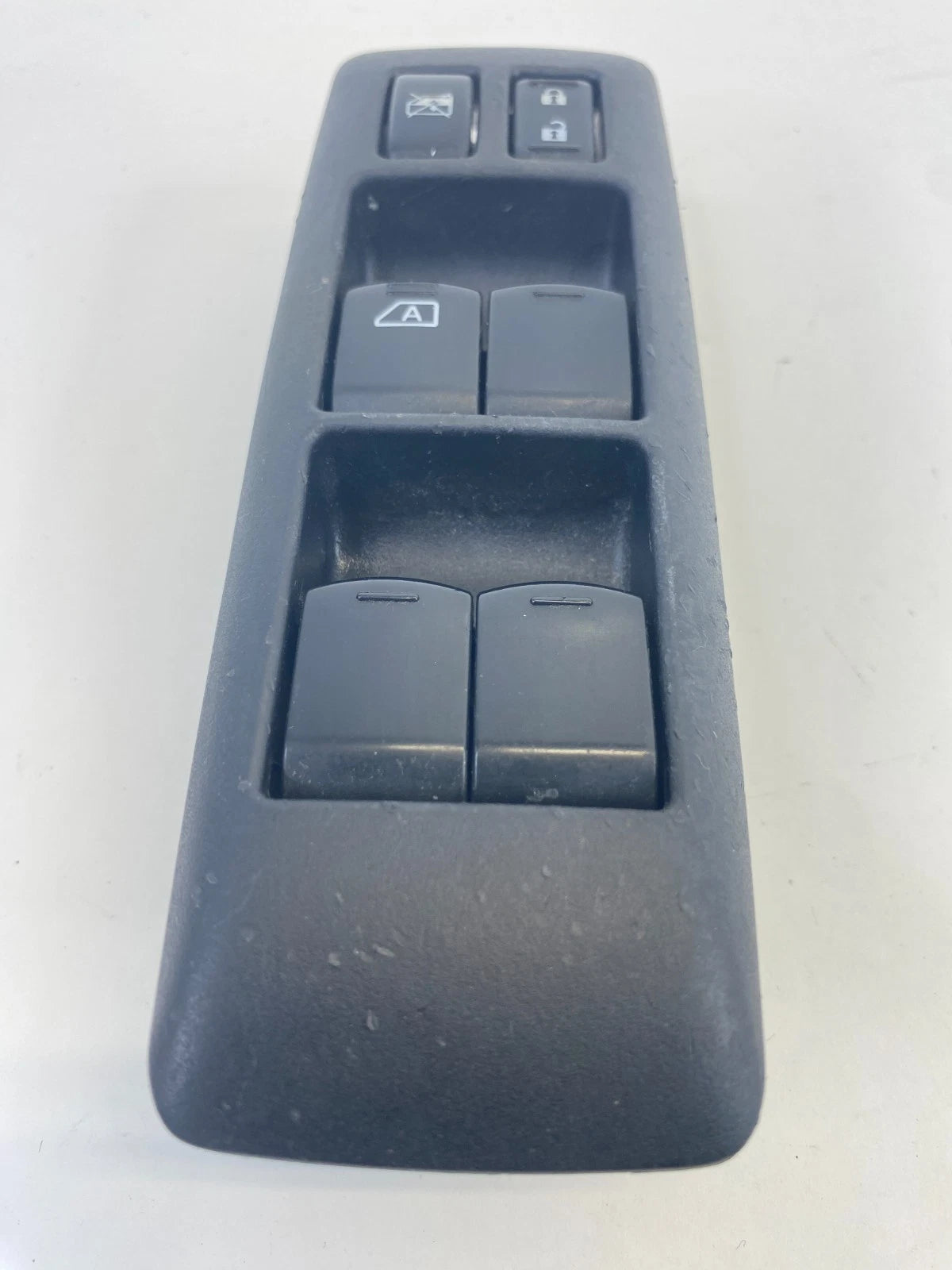 2008-2013 Nissan Rogue Front Left Driver Door Master Power Window Switch w/Bezel