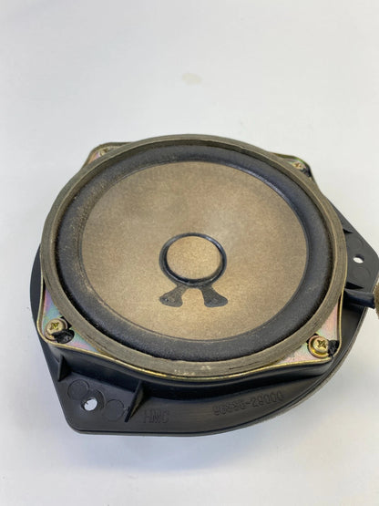 1996-2000 HYUNDAI ELANTRA SEDAN FRONT RIGHT DOOR SPEAKER SOUND 96330-29000 OEM