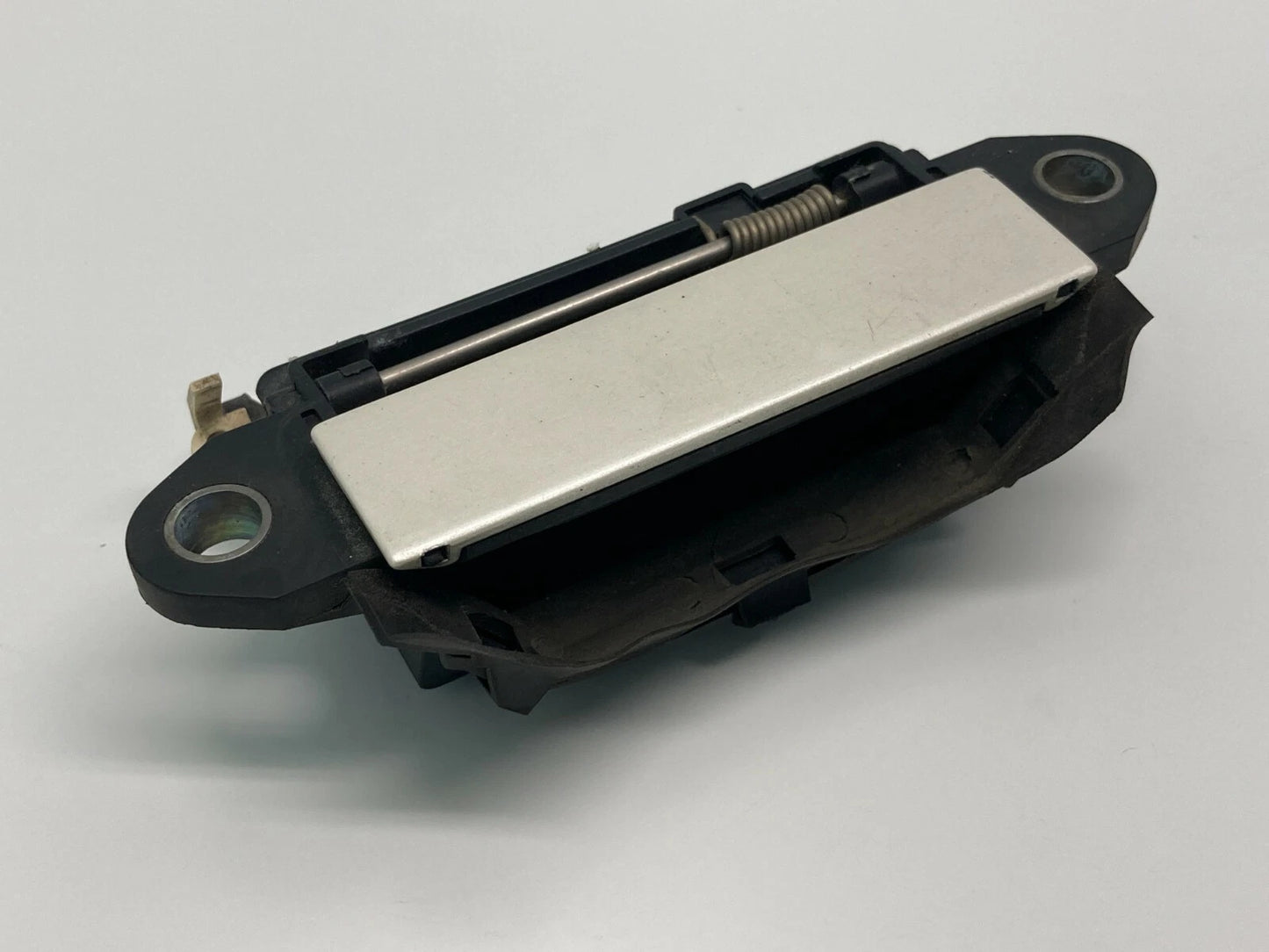 1996-1999 AUDI A4 REAR RIGHT SIDE EXTERIOR OUTSIDE DOOR HANDLE 4A0839206 OEM