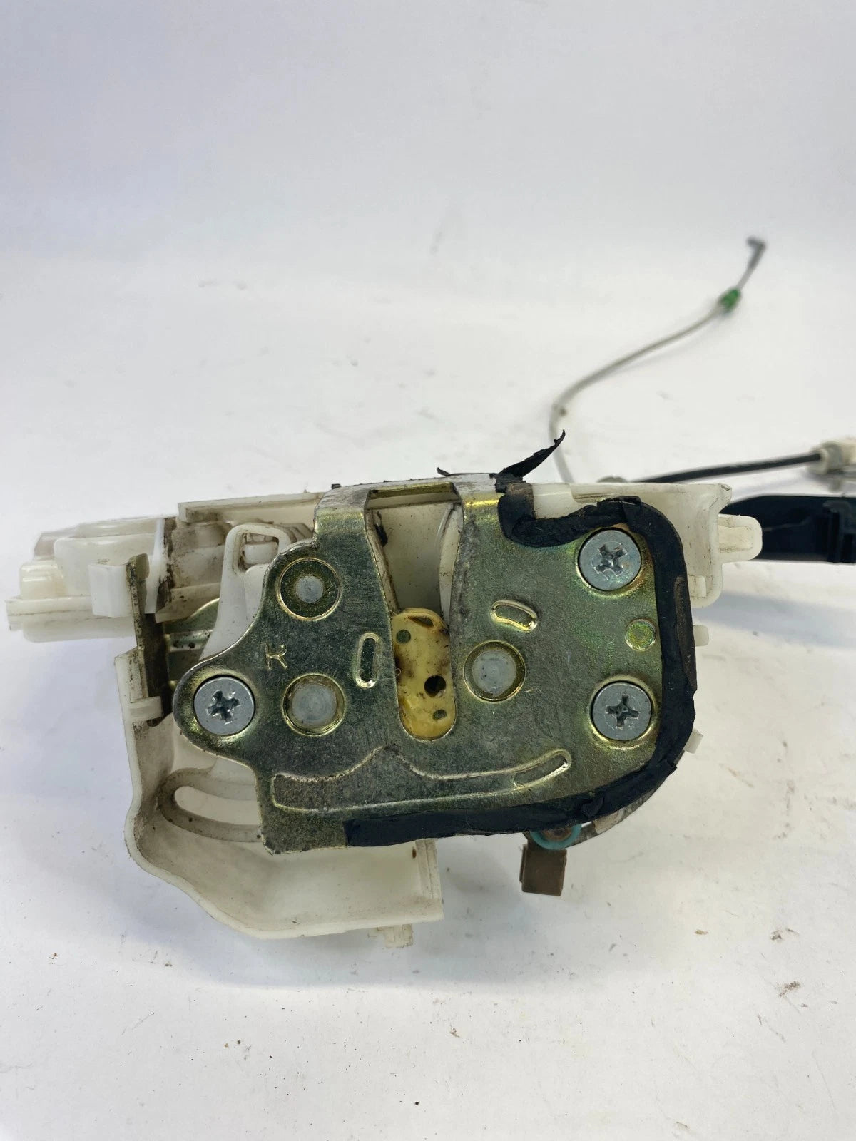 2004-2007 HONDA ACCORD SEDAN RIGHT PASSENGER DOOR LOCK LATCH ACTUATOR ASSY OEM