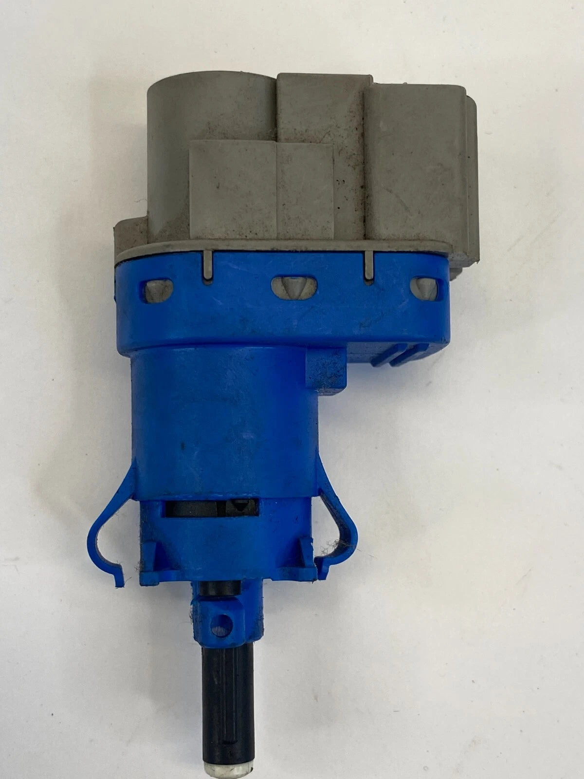 2007-2010 LINCOLN MKX BRAKE STOP LIGHT LAMP BUTTON SWITCH 8T4T-9G854-AA OEM