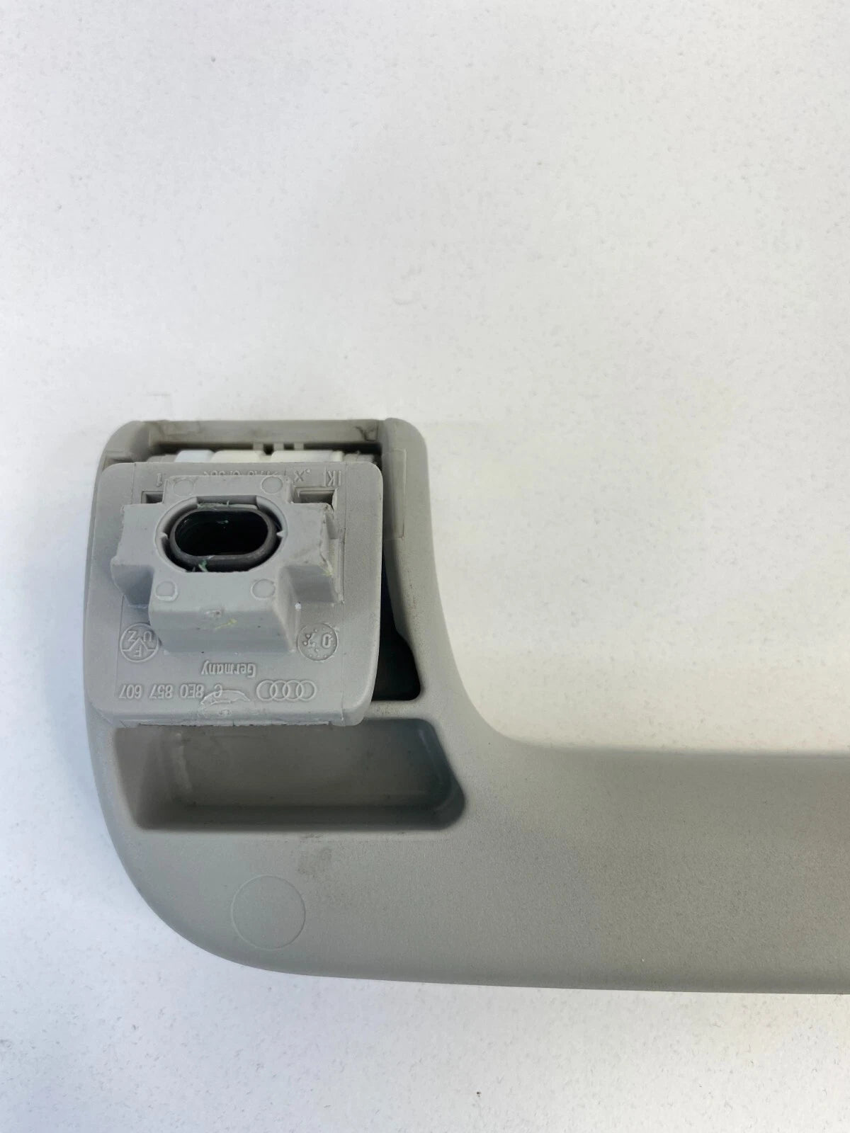 2005-2008 AUDI A4 QUATTRO S4 FRONT RIGHT PASSENGER ROOF INNER GRAB ASSIST HANDLE