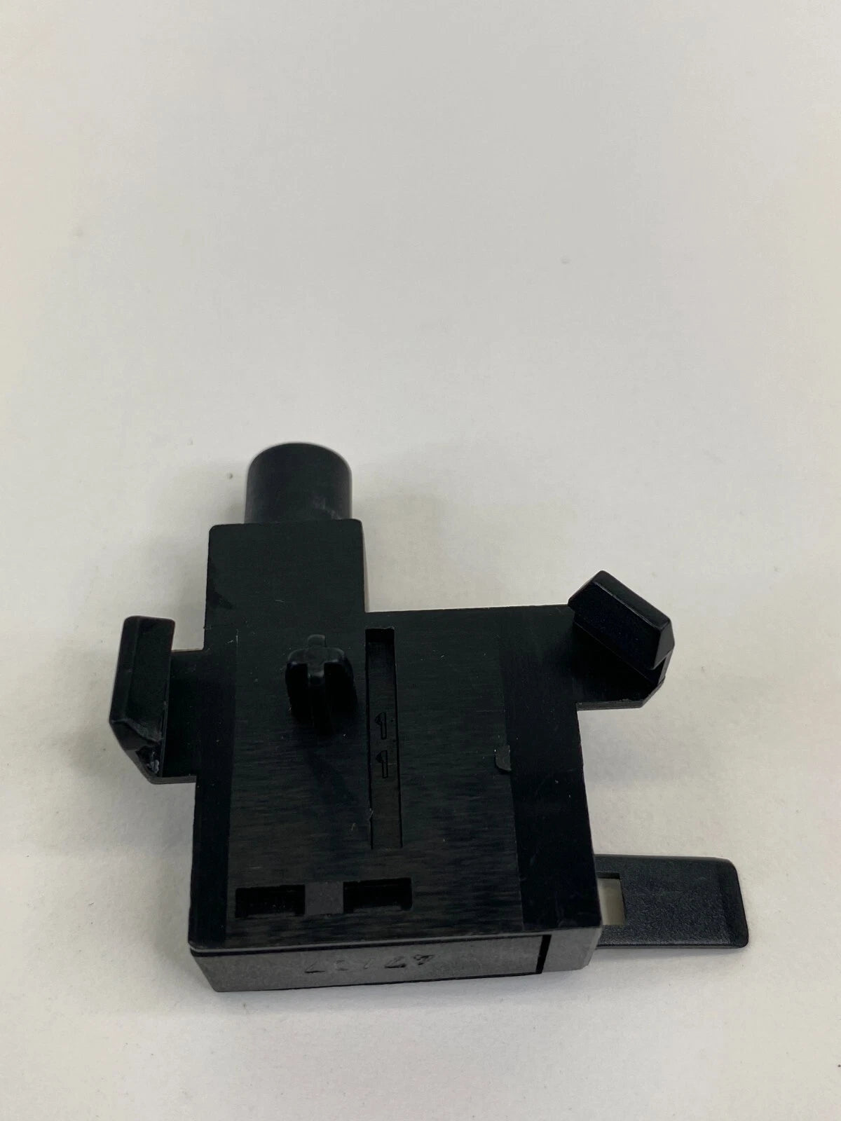 2006-2013 AUDI A3 EMERGENCY PARKING HAND BRAKE SWITCH 1J0947561 OEM