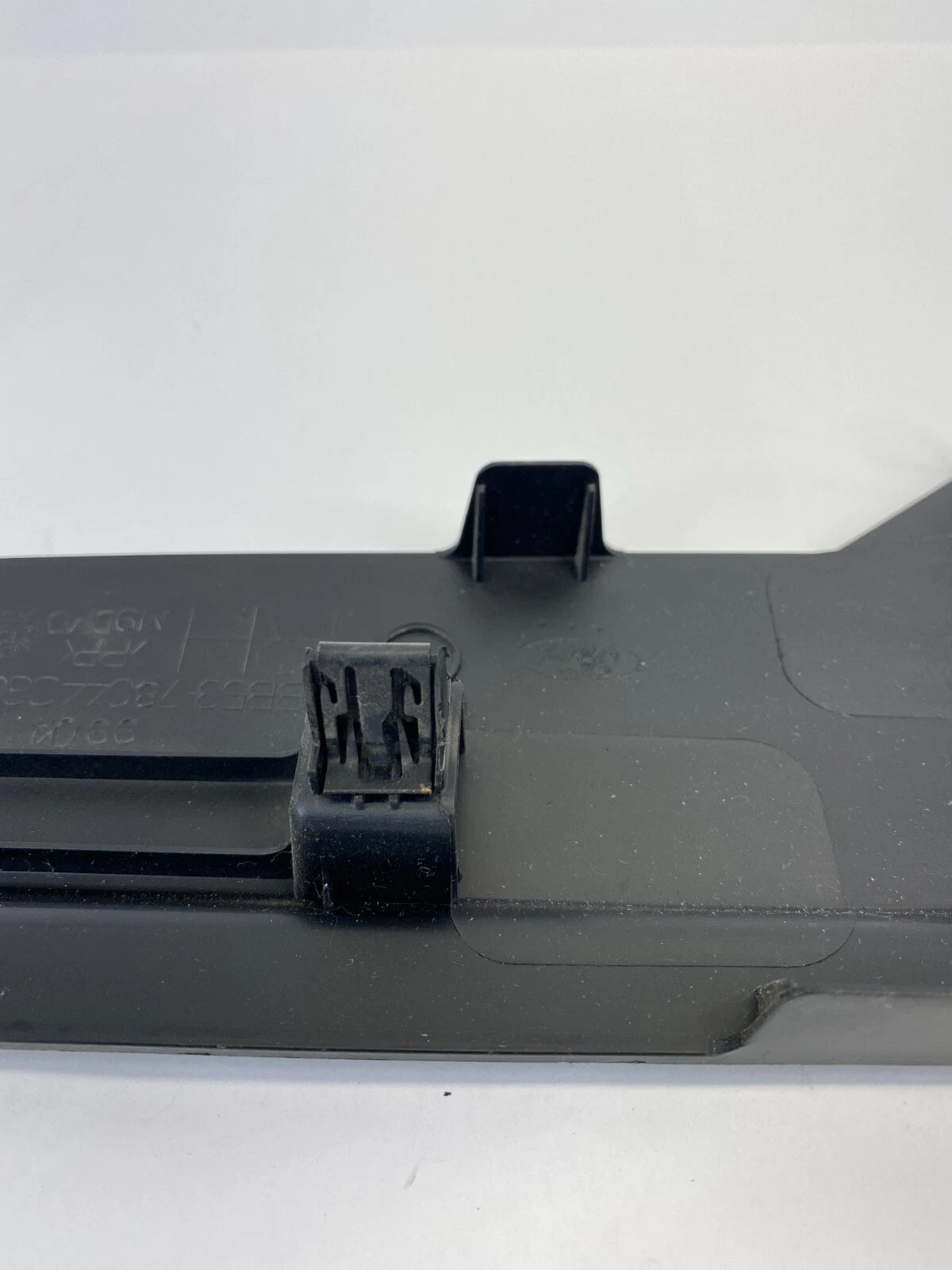 16-19 FORD EXPLORER POLICE INTERCEPTOR FRONT RIGHT PILLAR A MIDDLE KICK PANEL