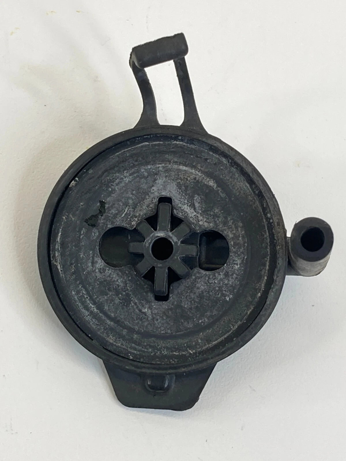 2004-2010 TOYOTA SIENNA ENGINE RADIATOR COOLANT RESERVOIR FLUID CAP OEM