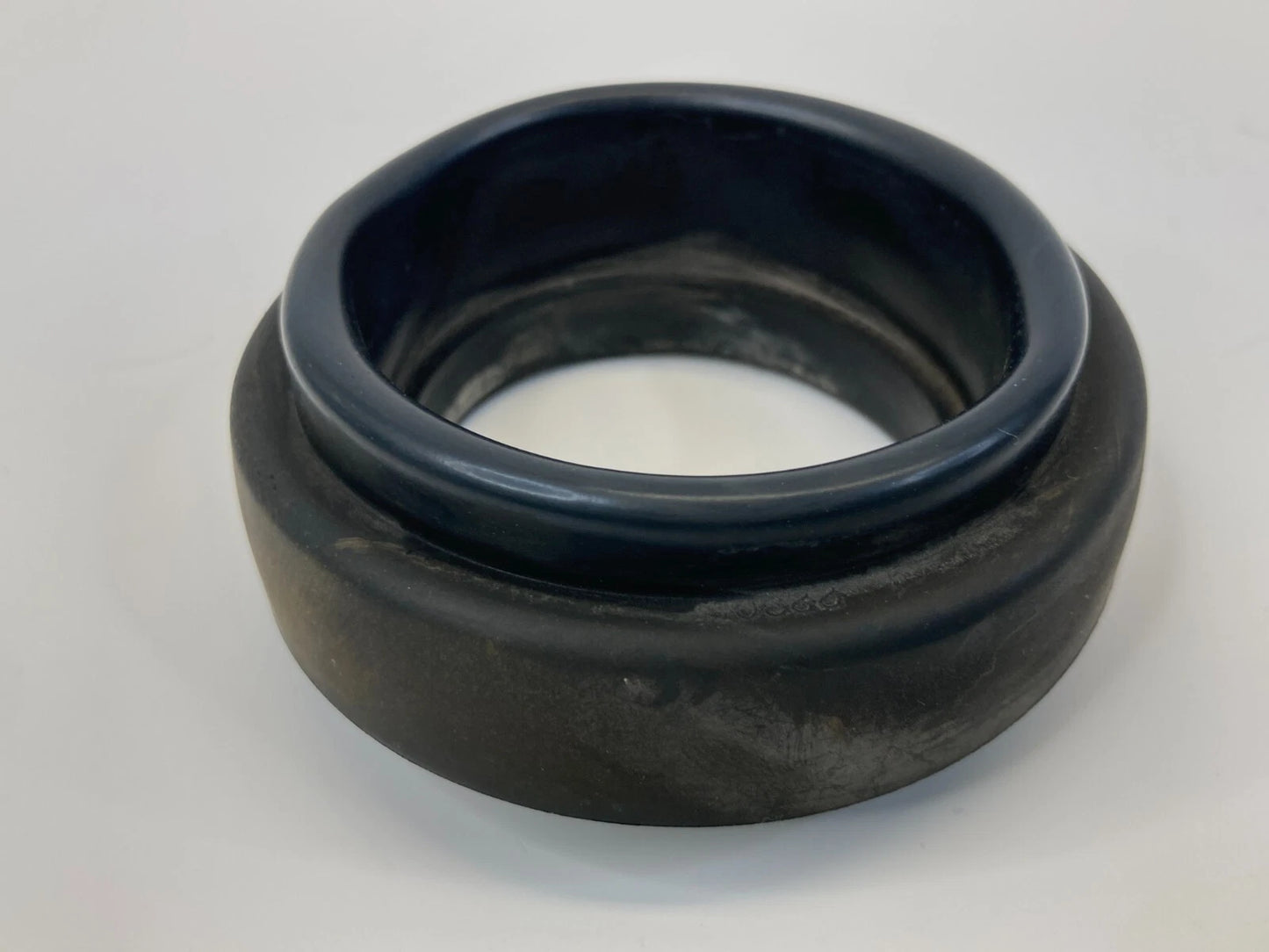 2007-2017 JEEP PATRIOT HEADLIGHT HEADLAMP RUBBER HOUSING SEAL CAP OEM