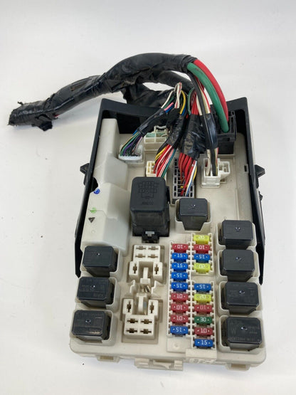 2006-2010 Infiniti M35 3.5L V6 A/T Under Hood Power Supply Module Fuse Box Relay