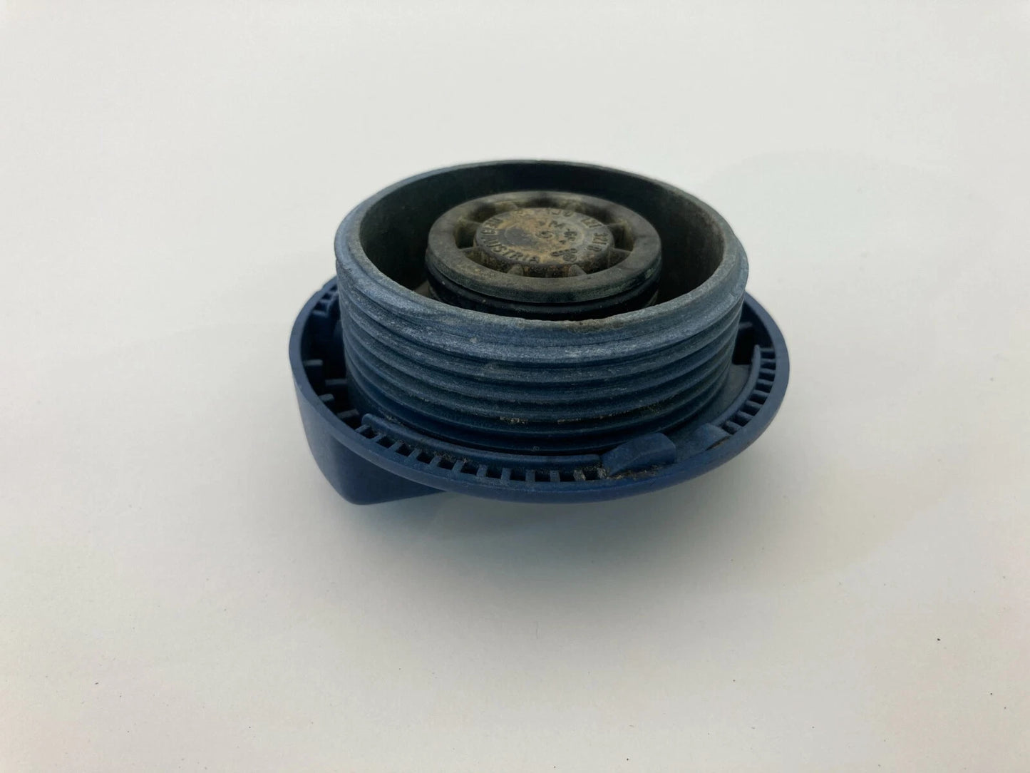 1998-2005 VOLKSWAGEN PASSAT COOLANT FLUID RADIATOR RESERVOIR TANK CAP LID OEM