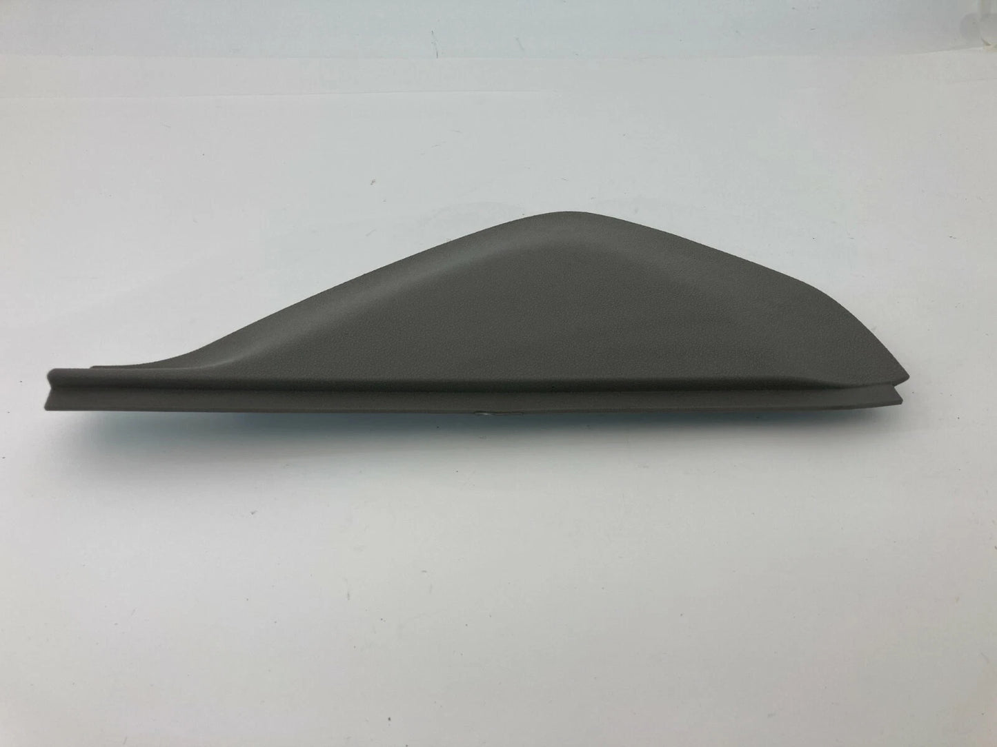 07-09 SATURN AURA 08-12 MALIBU FRONT RIGHT SIDE END CAP DASH COVER TRIM OEM