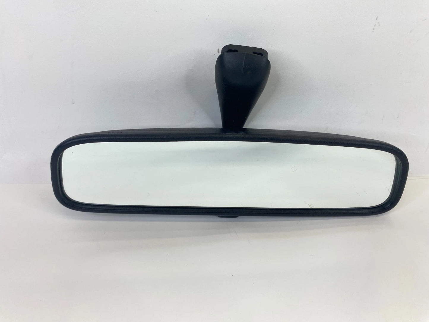 2006-2010 KIA SPORTAGE INSIDE REAR VIEW MIRROR MANUAL DIMMING UNIT OEM E4022143