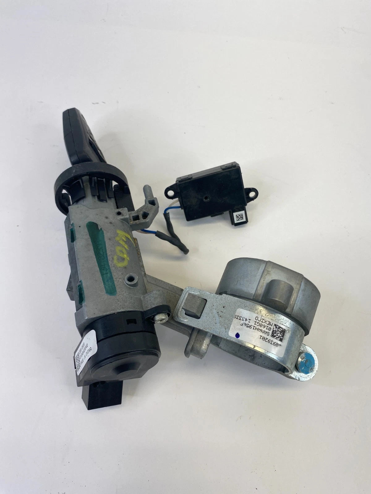 2010-2017 CHEVROLET EQUINOX IGNITION SWITCH LOCK CYLINDER WITH KEY 5901867AG OEM