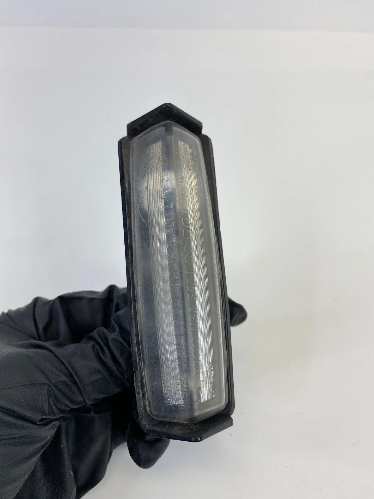 2002-2011 TOYOTA CAMRY REAR TRUNK LID LICENSE PLATE LIGHT LAMP ASSEMBLY