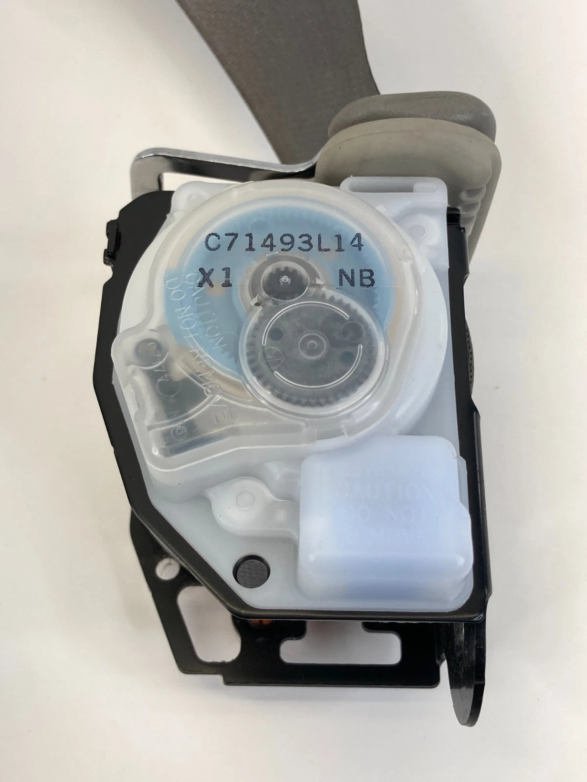 2011-2017 Nissan Quest Rear Left Side Seat Belt Retractor Assembly Gray OEM